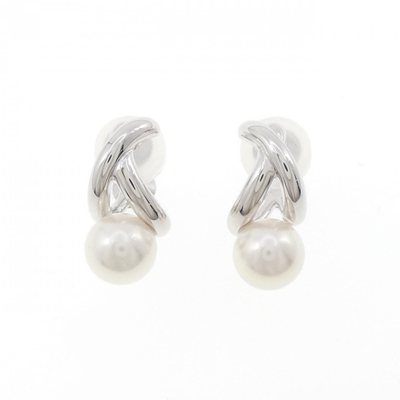MIKIMOTO Akoya Pearl Earrings