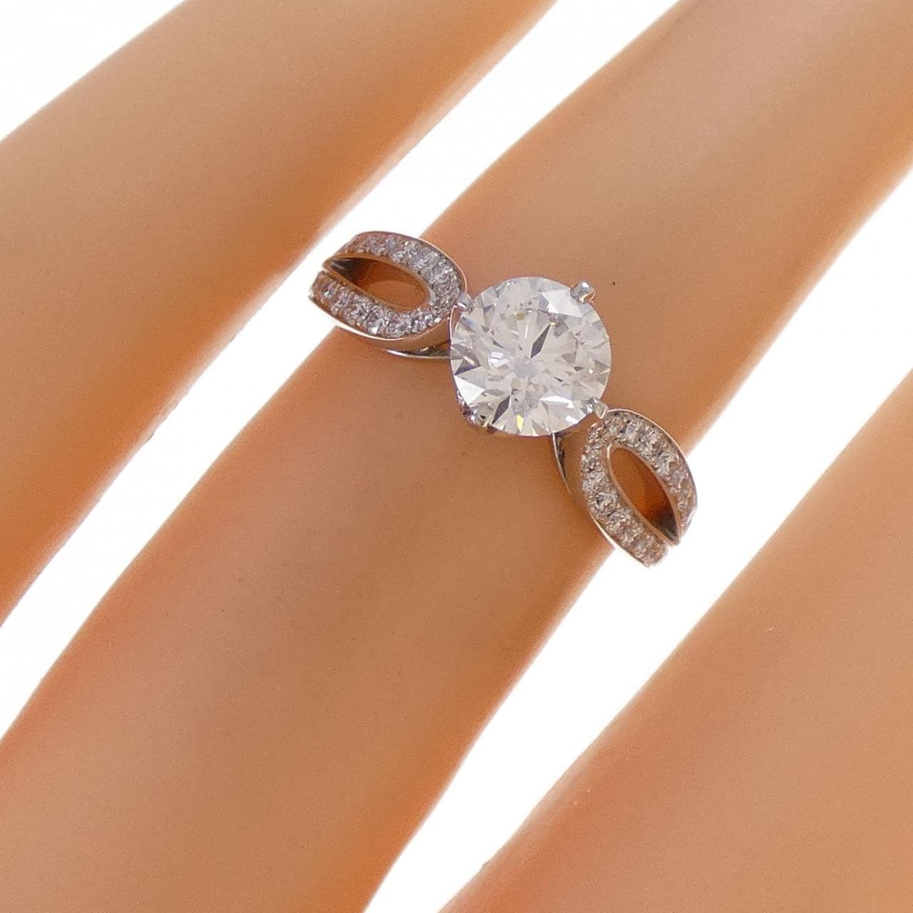 ブシュロン ポン ドゥ パリ リング 0.70CT F VVS1 EXT