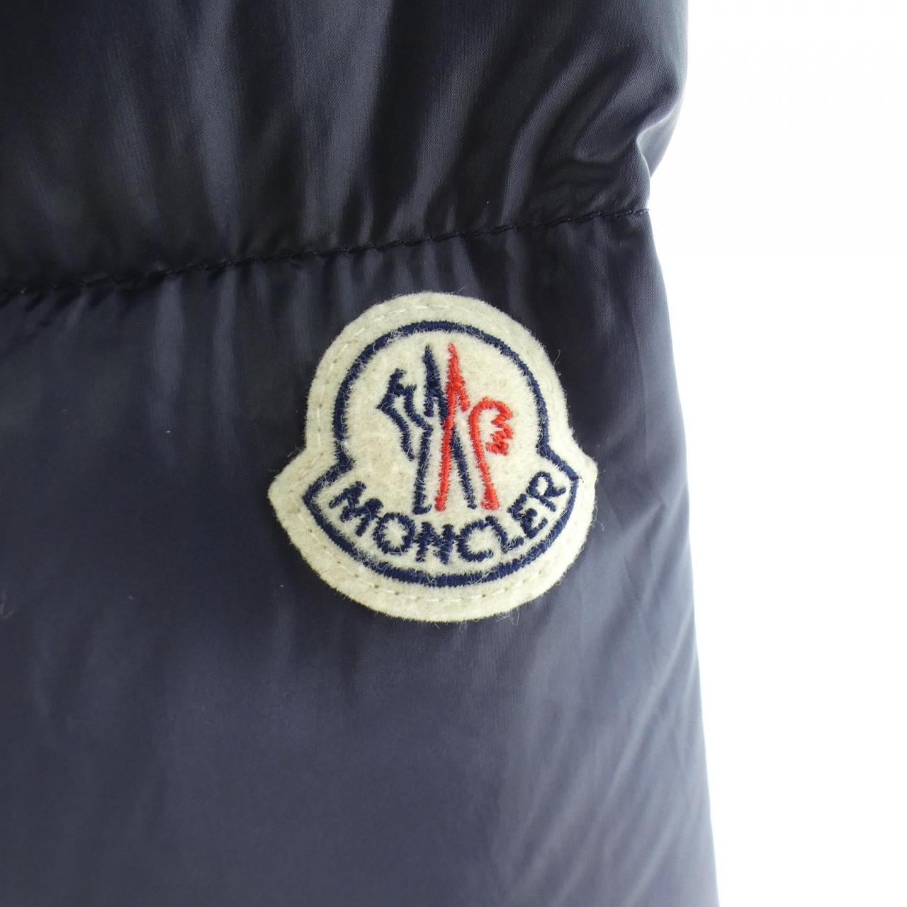 モンクレール MONCLER SERIN ダウンジャケット