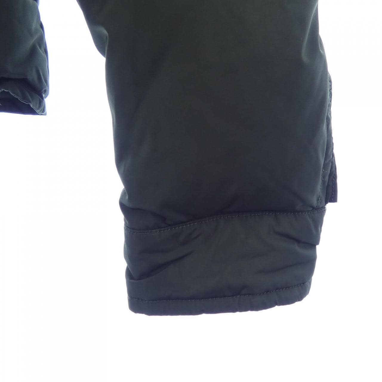 ディースクエアード DSQUARED2 S72AM0658 ダウンジャケット