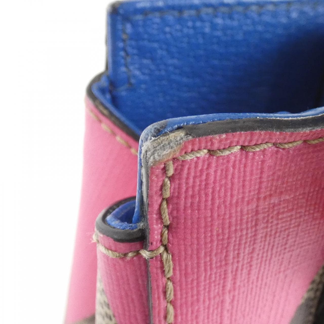 グッチ 696010 FAA5B バッグ