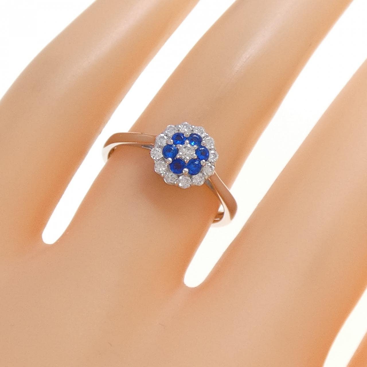 PT900 フラワー アウイナイト リング 0.092CT