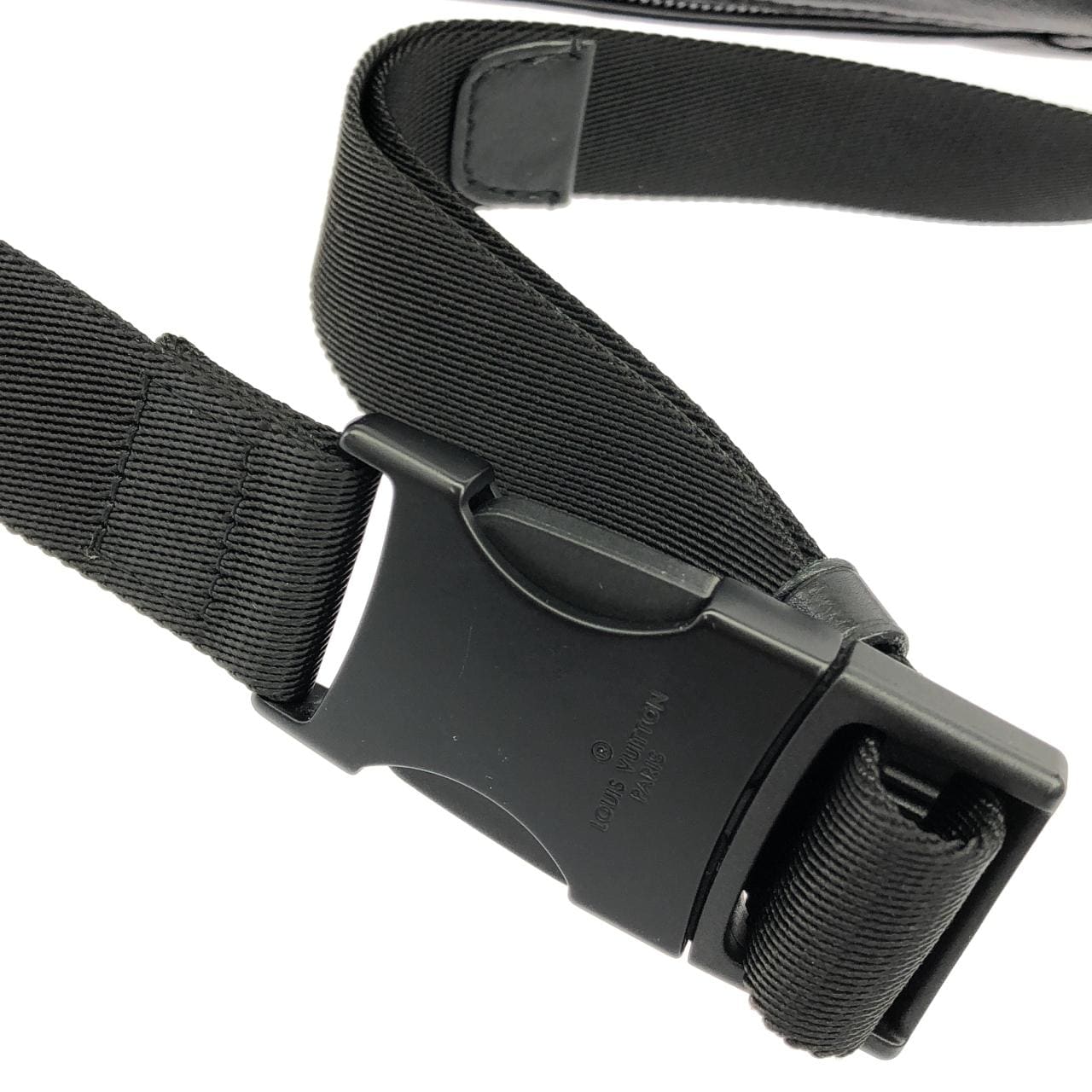 ルイヴィトン モノグラム シャドウ ディスカバリー バムバッグ M44388 ショルダーバッグ