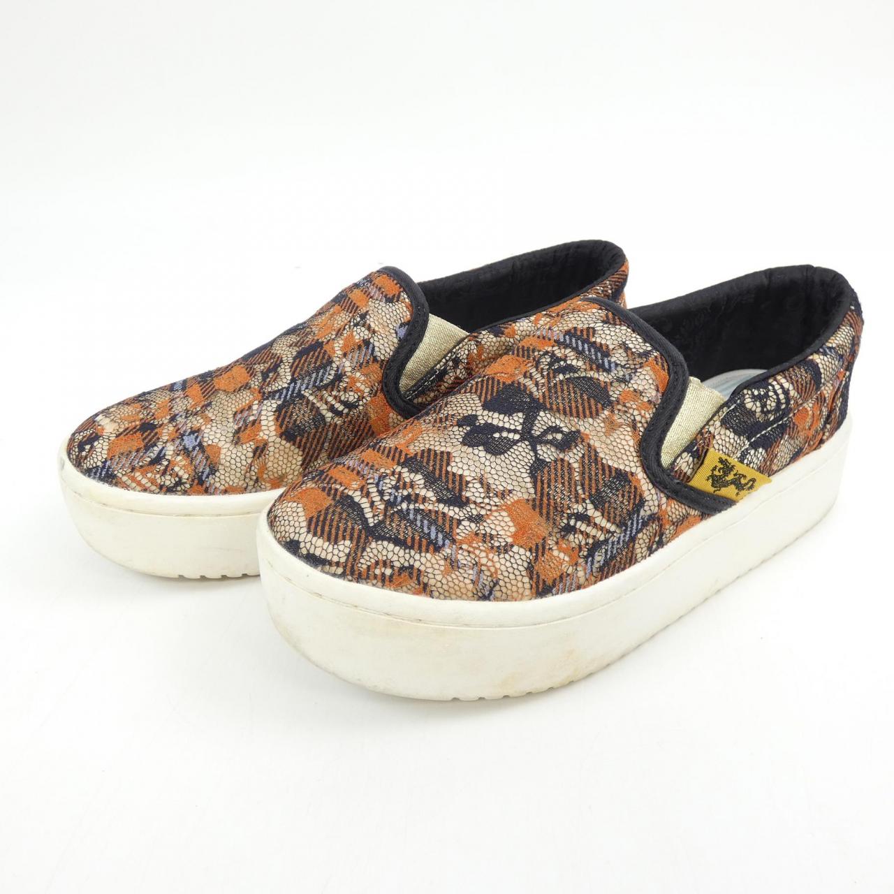 IDX VIBIENNE TAM スニーカー