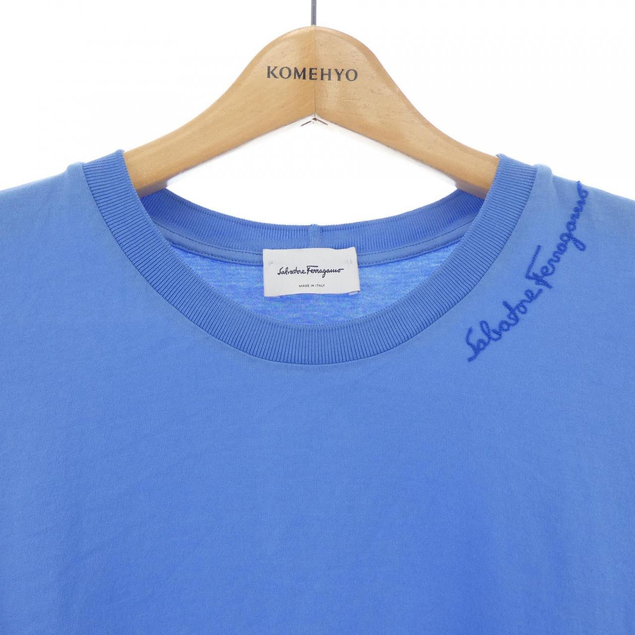 サルヴァトーレフェラガモ SALVATORE FERRAGAMO Tシャツ
