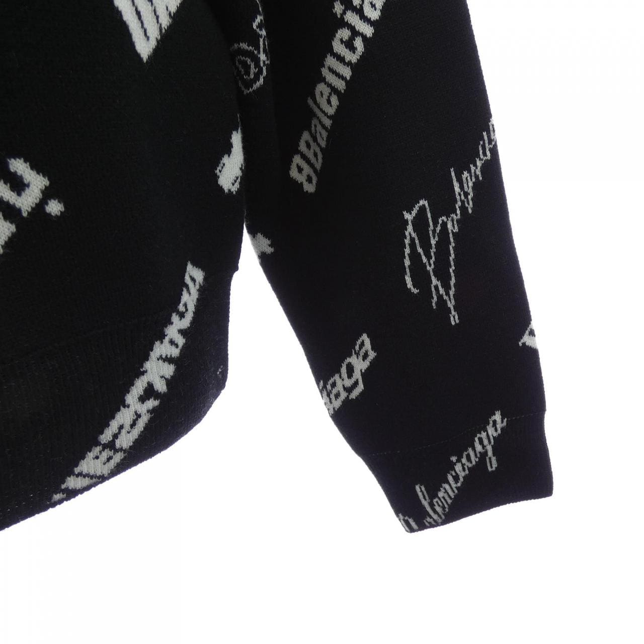 バレンシアガ BALENCIAGA 724858 T1655 ニット