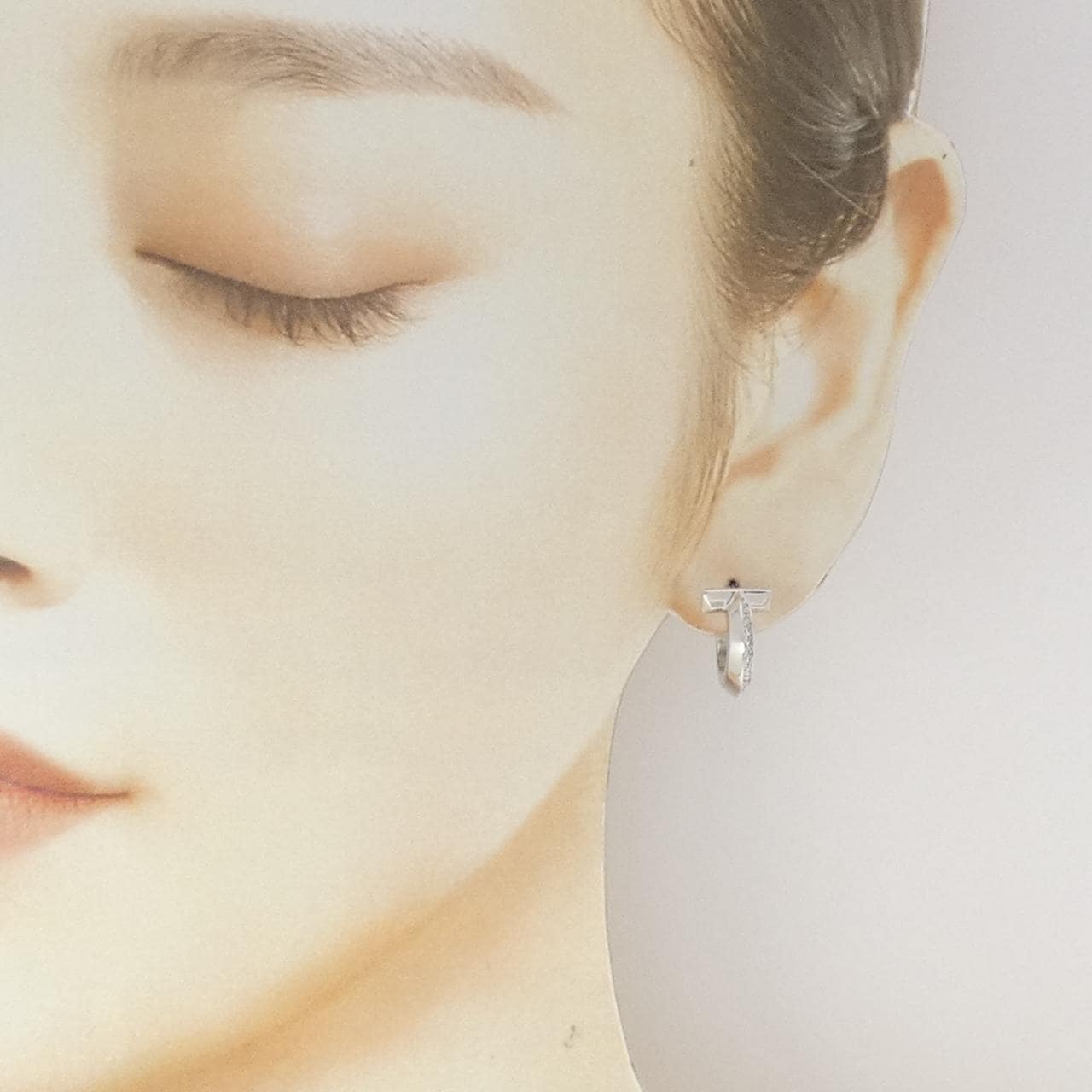 ティファニー T ワン フープ ピアス 0.40CT