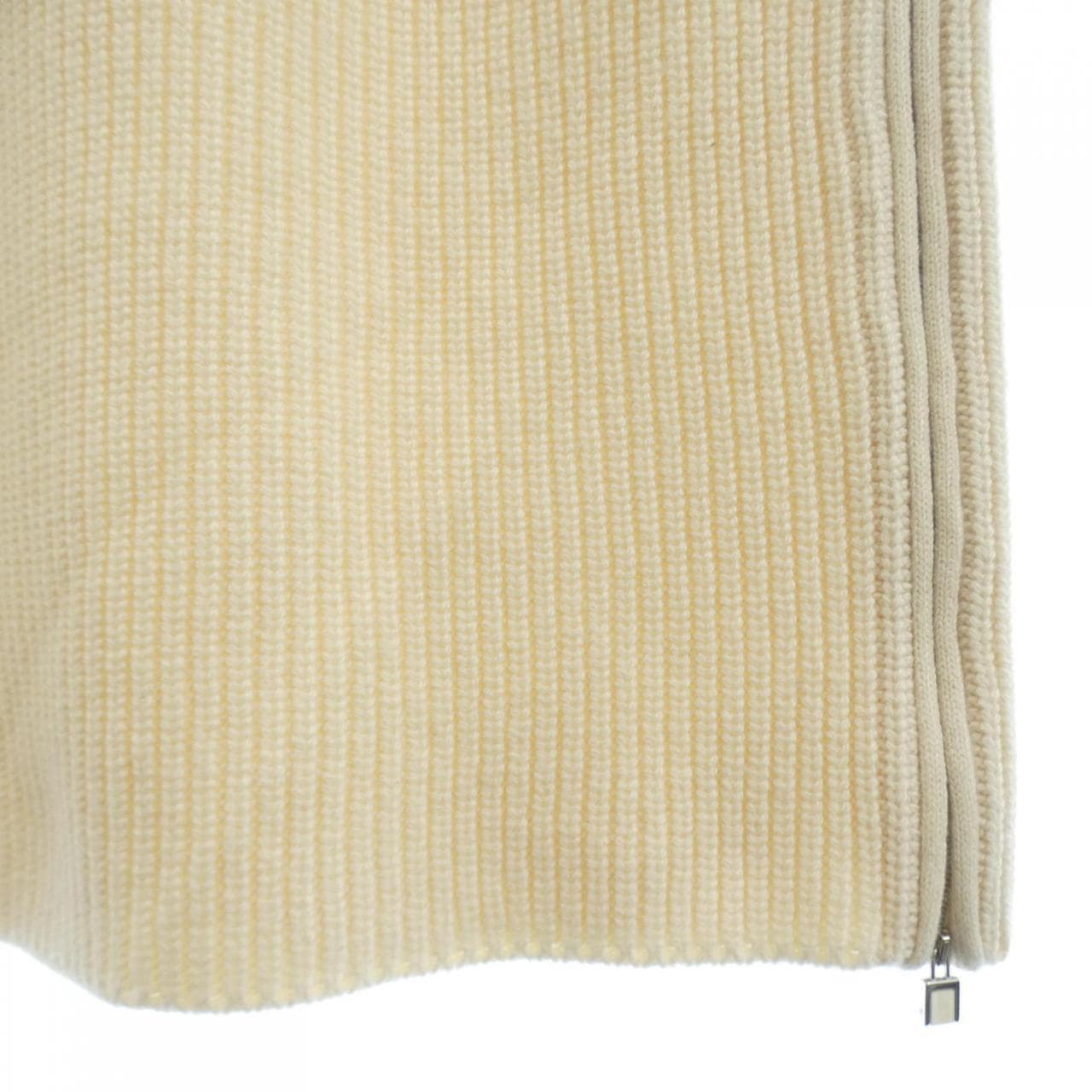 ロロピアーナ Loro Piana スカート
