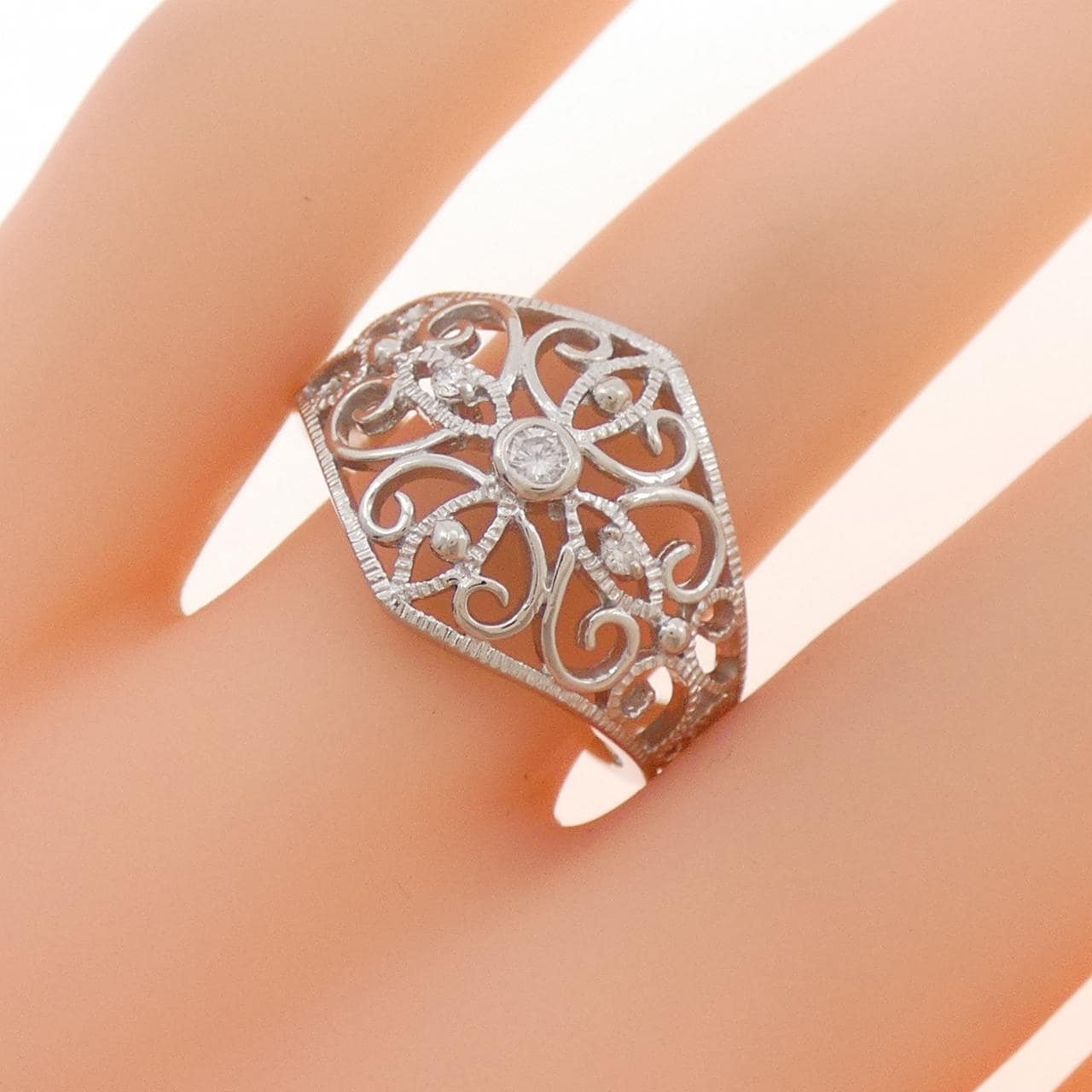 PT900 ダイヤモンド リング 0.08CT