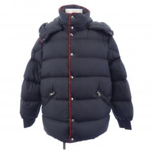 モンクレール MONCLER ダウンジャケット