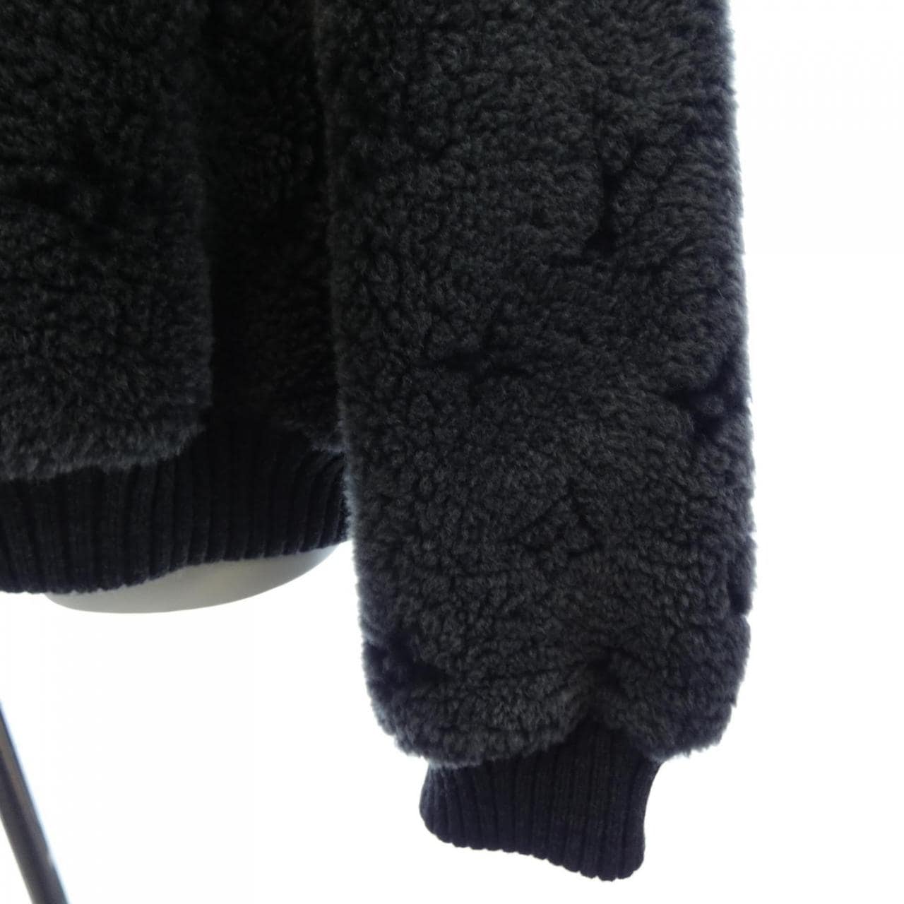 ルイヴィトン LOUIS VUITTON モノグラムシャーリングクルーネック HHL77WRDA スウェット