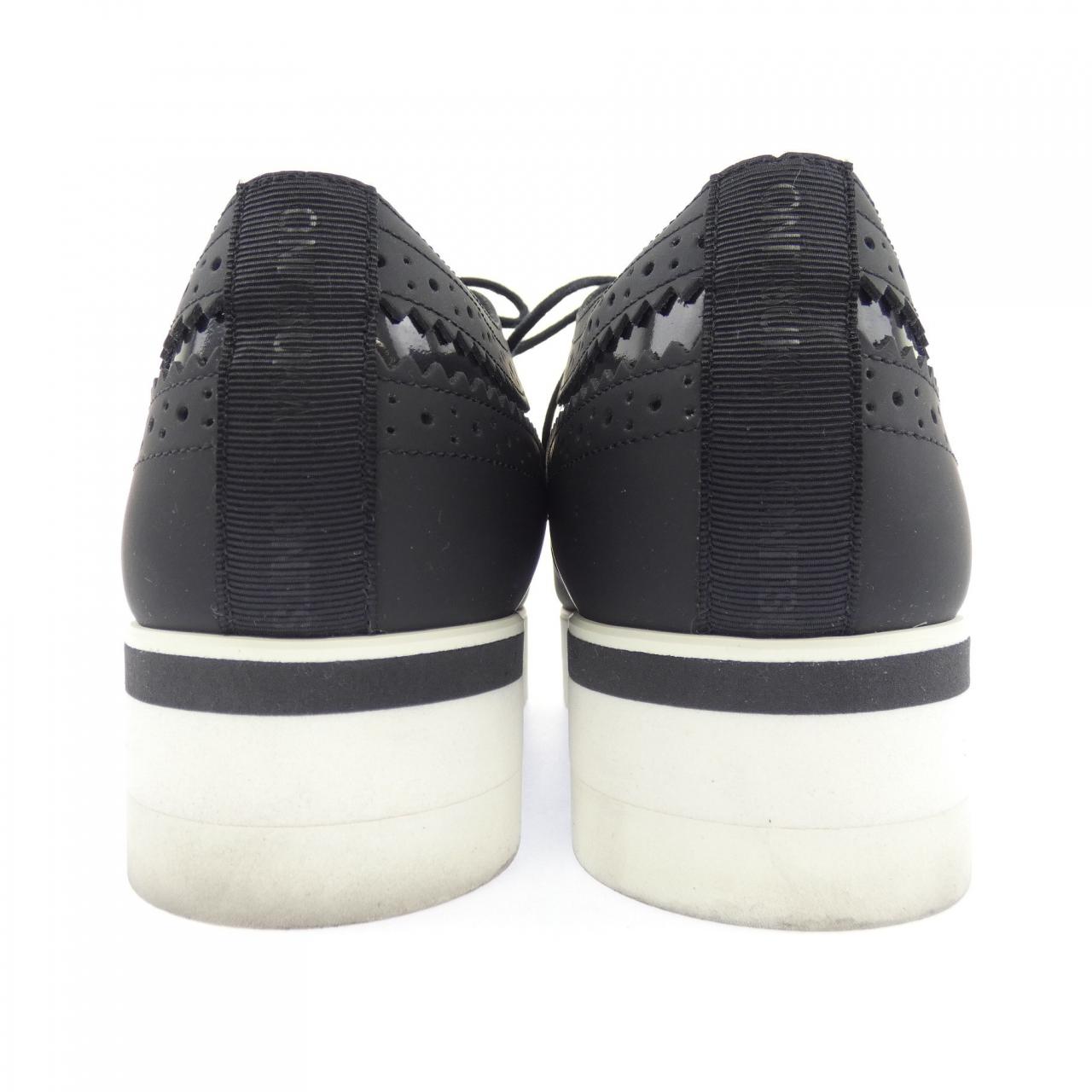 オニツカ タイガー ONITSUKA TIGER スニーカー