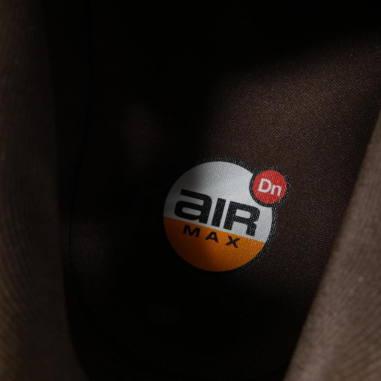 ナイキ NIKE HQ3837　200 スニーカー