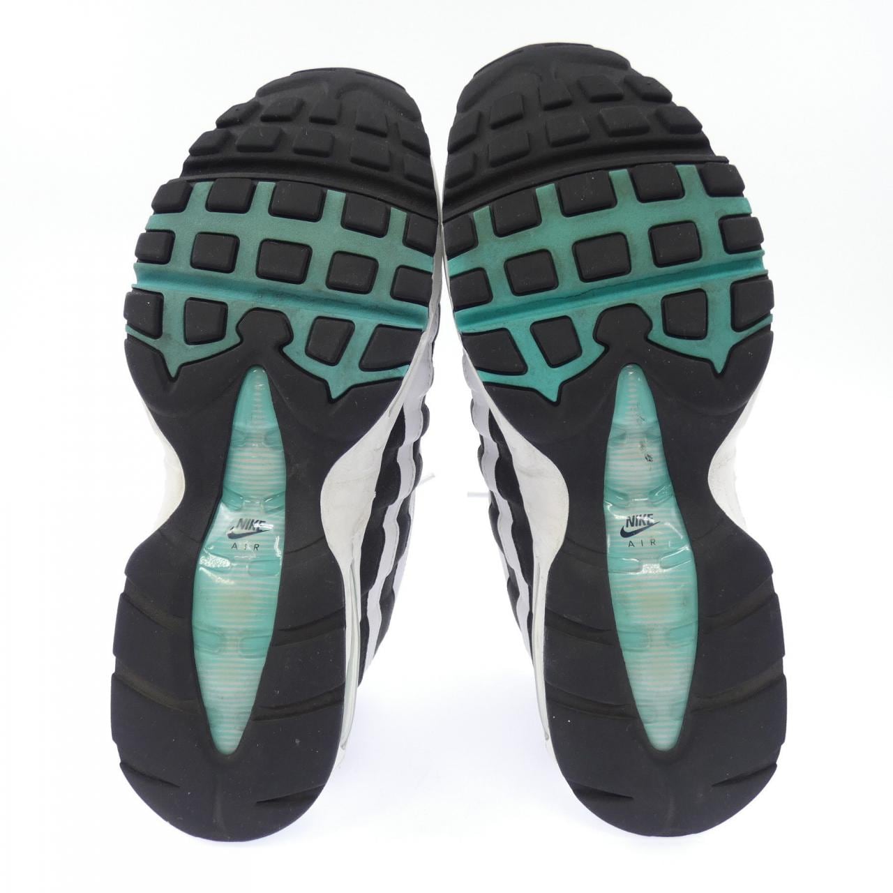 ナイキ NIKE IM7409 スニーカー