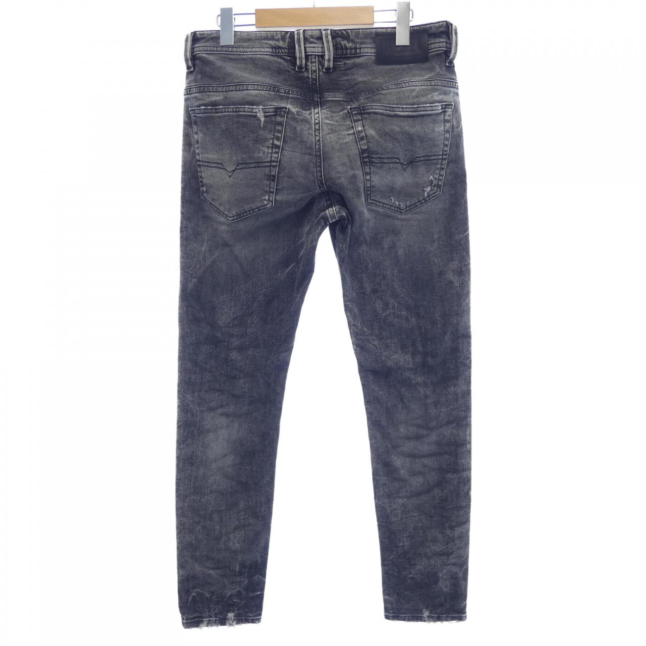 ディーゼル DIESEL THOMMER-T ジーンズ