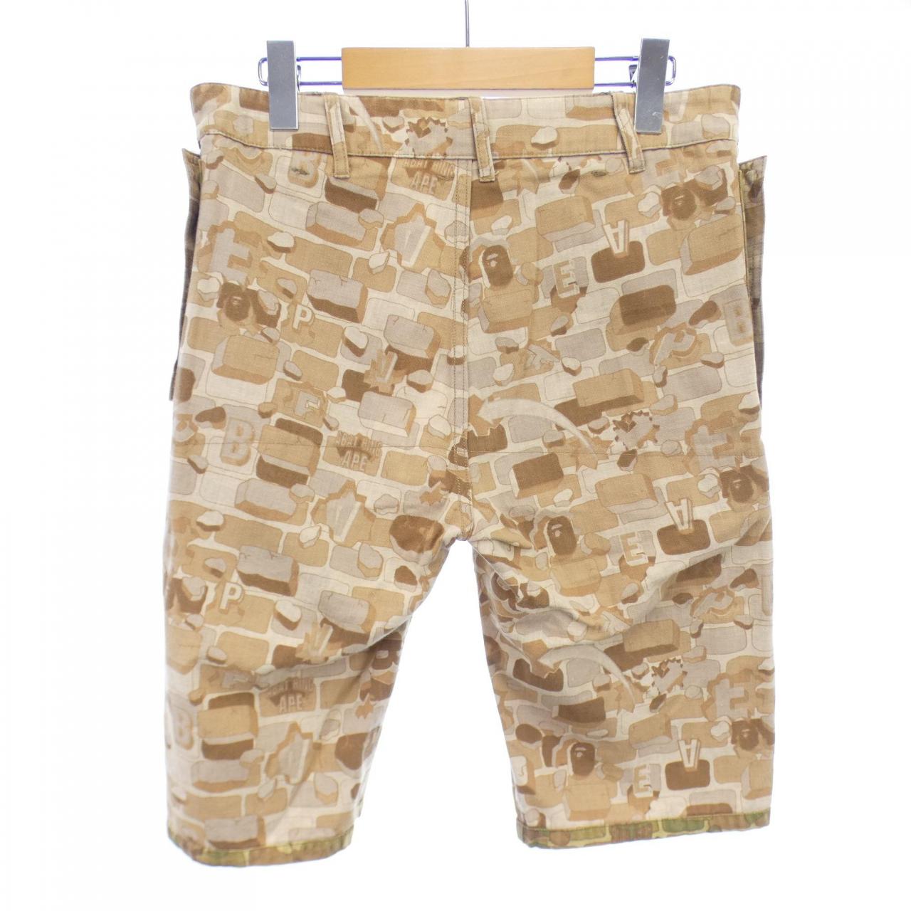 アベイシングエイプ A BATHING APE ショートパンツ