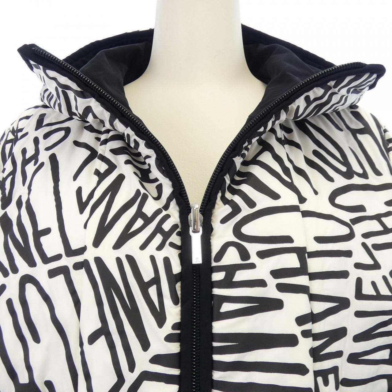 シャネル CHANEL P70625V62737 ダウンジャケット