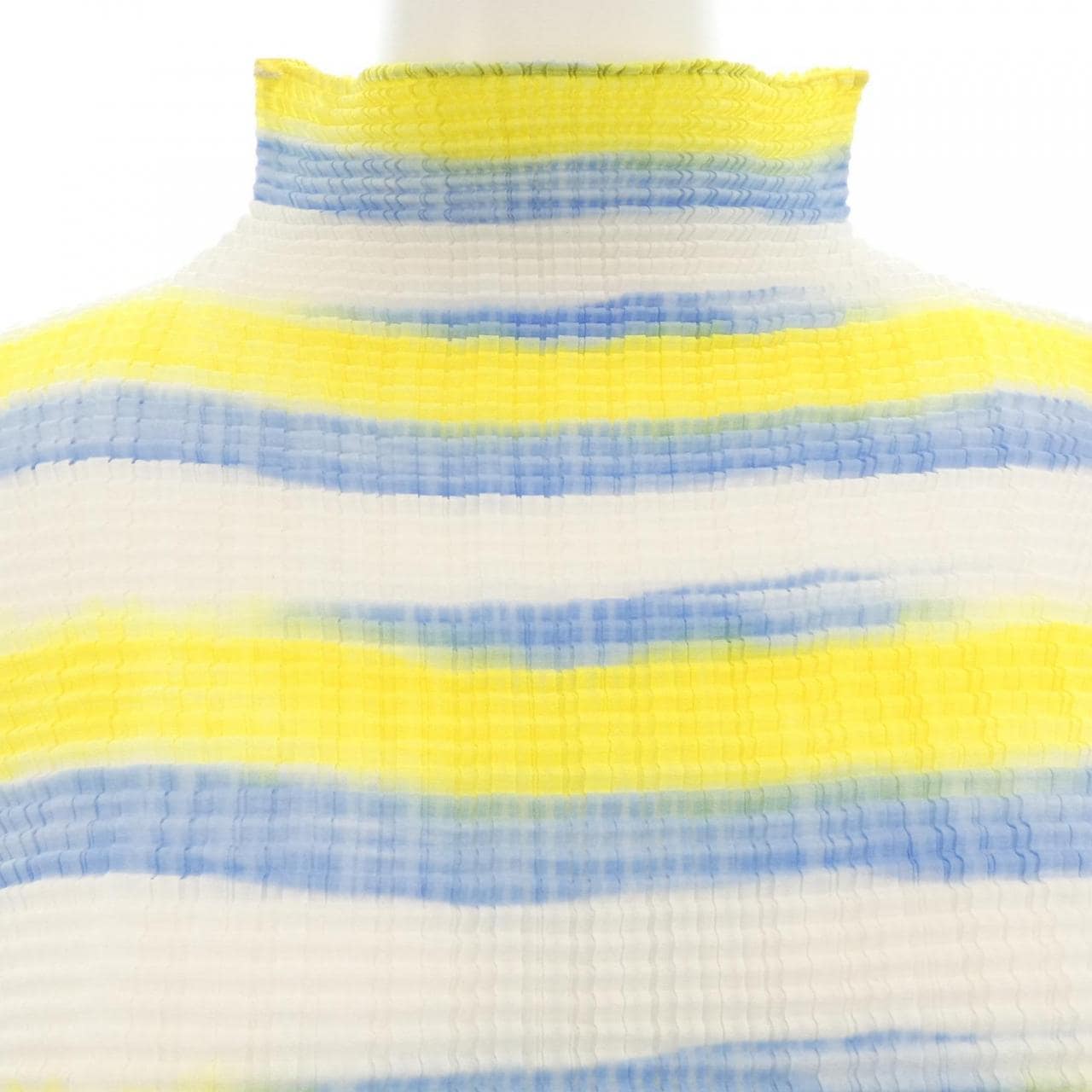 イッセイミヤケ ISSEY MIYAKE IM22FJ820 トップス