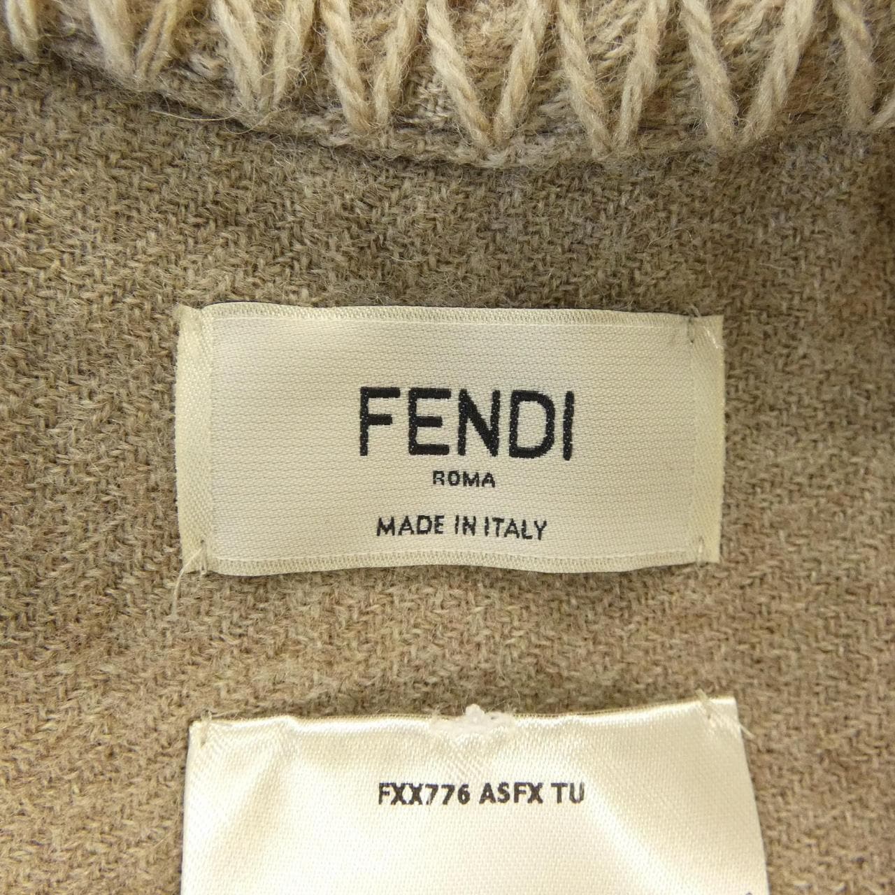 フェンディ FENDI FXX776 ASFX ケープ