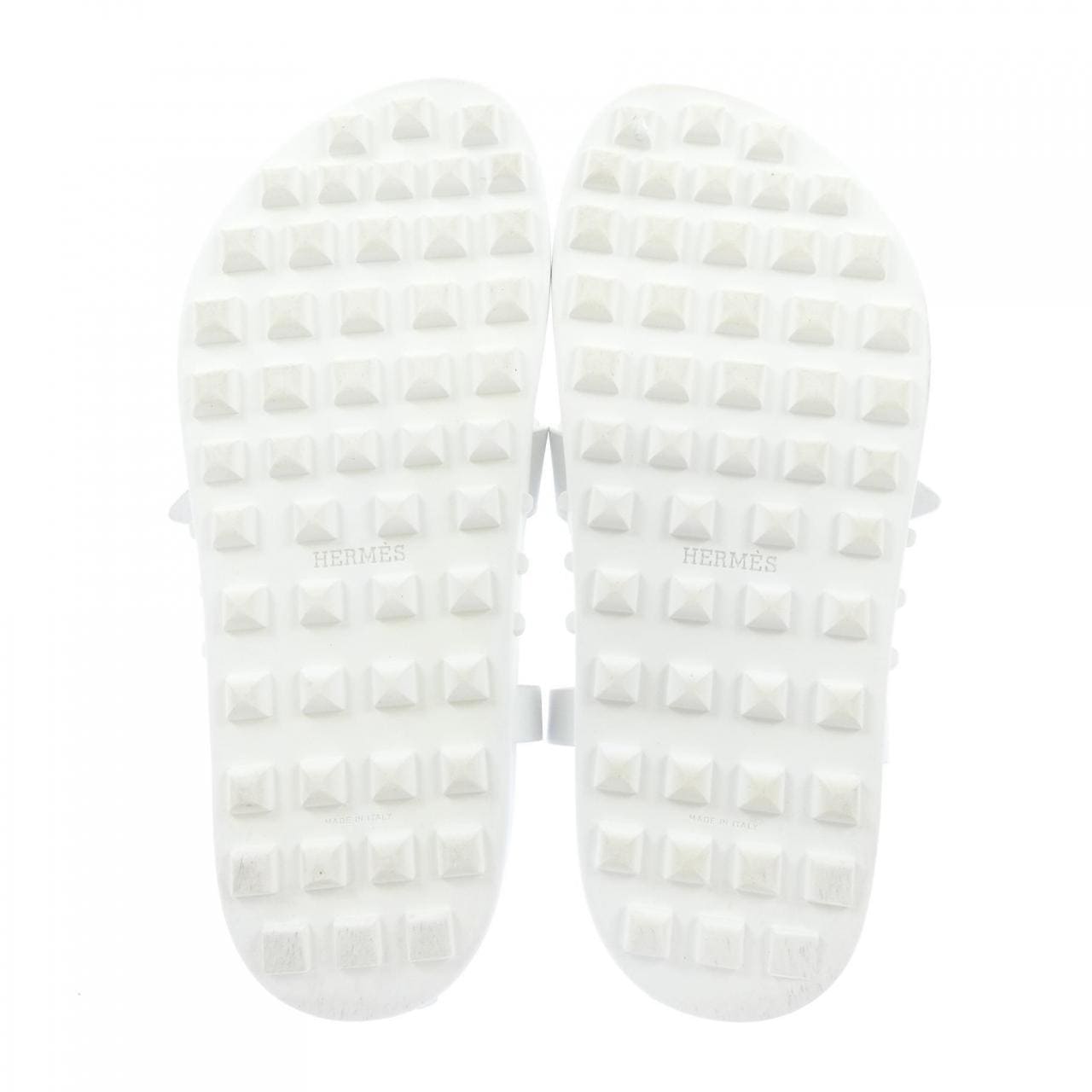 エルメス HERMES INBOARD 241235Z サンダル