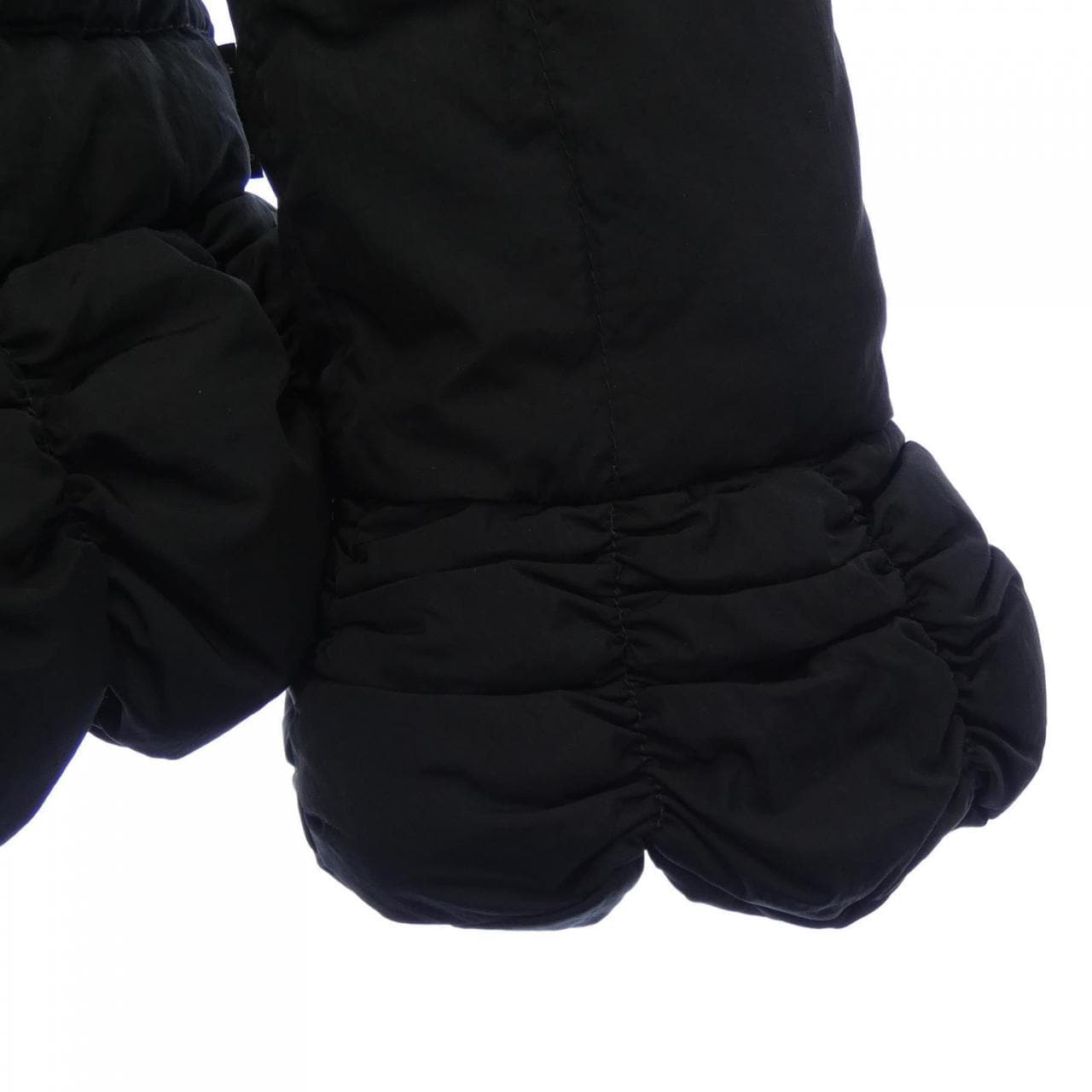 モンクレール MONCLER ダウンジャケット