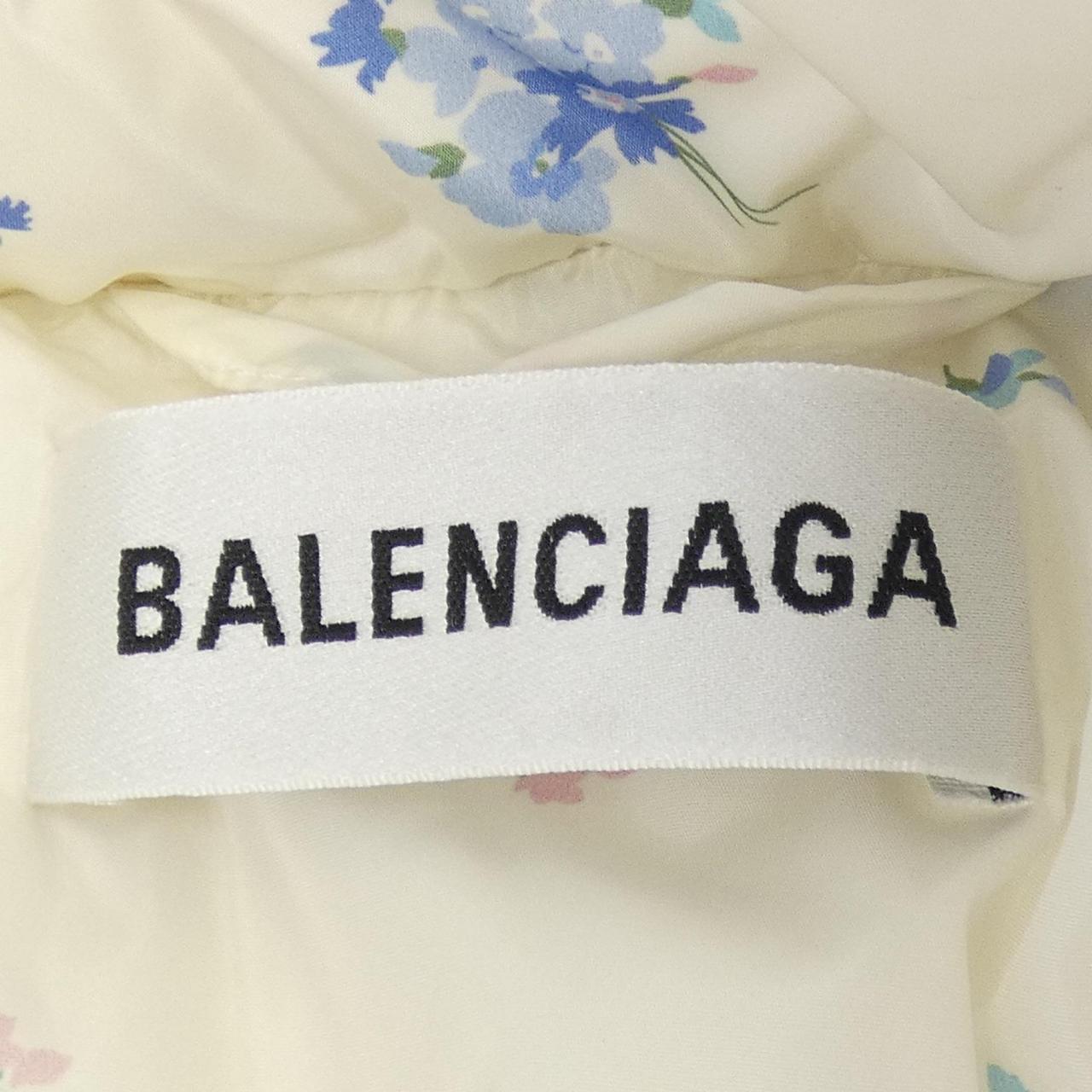 バレンシアガ BALENCIAGA 528657 TBL50 ダウンジャケット