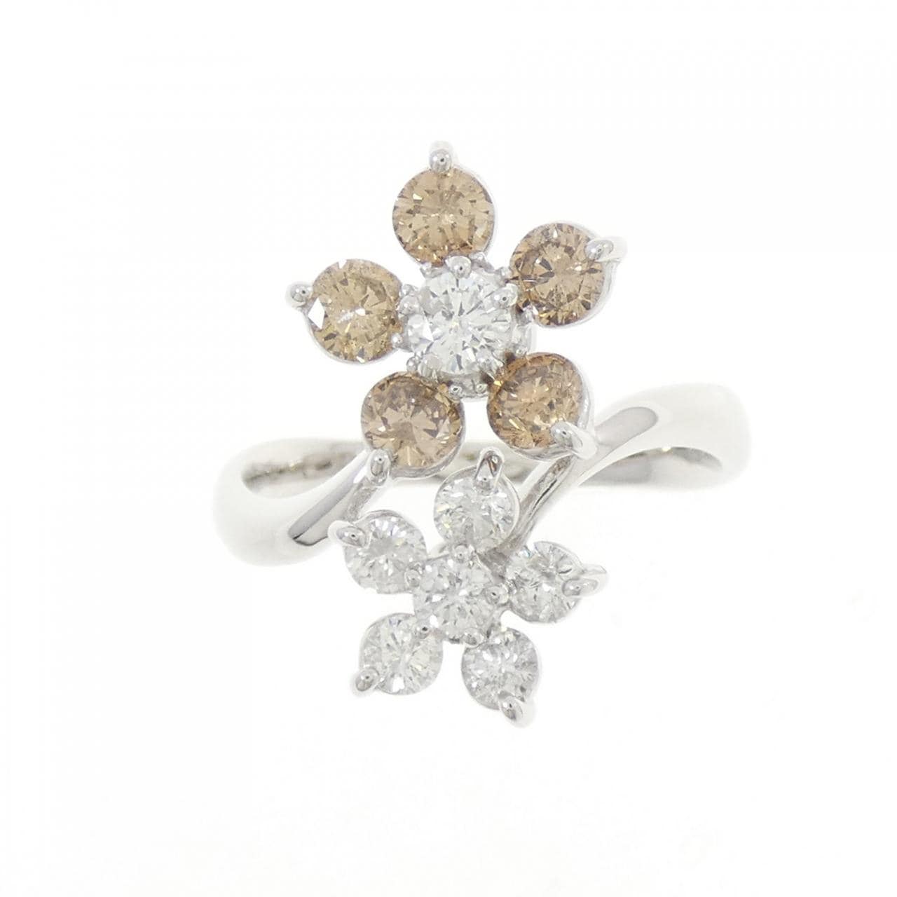 K18WG フラワー ダイヤモンド リング 1.30CT