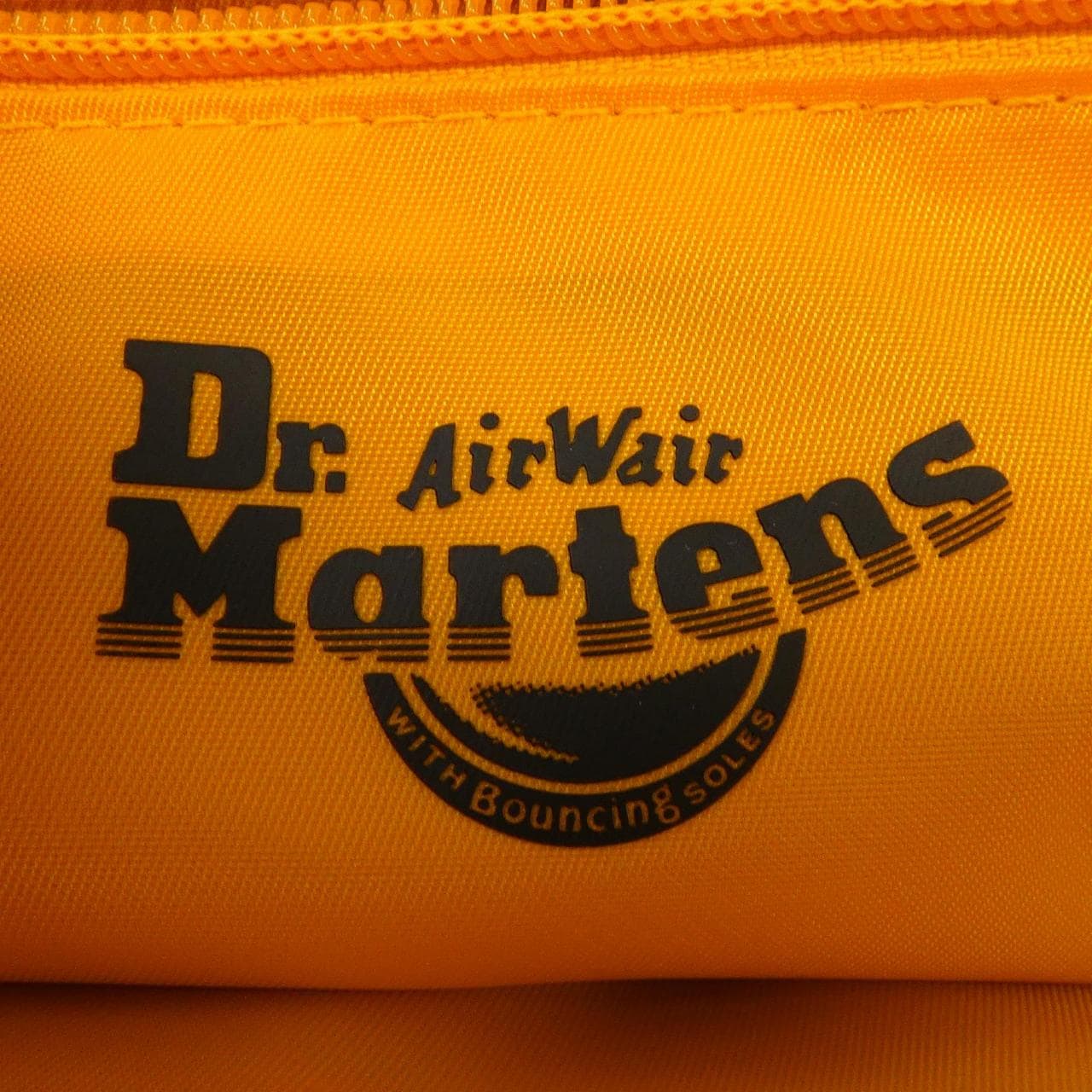 ドクターマーチン DR.MARTENS BAG