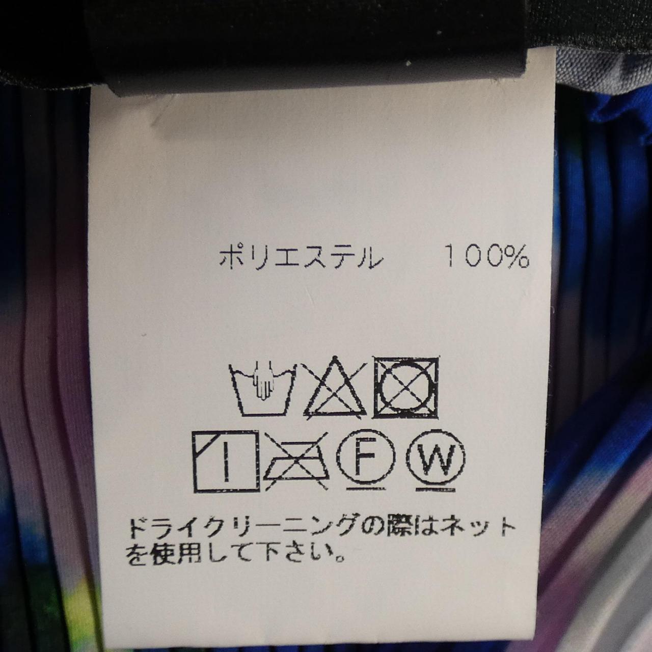 julia heuer パンツ