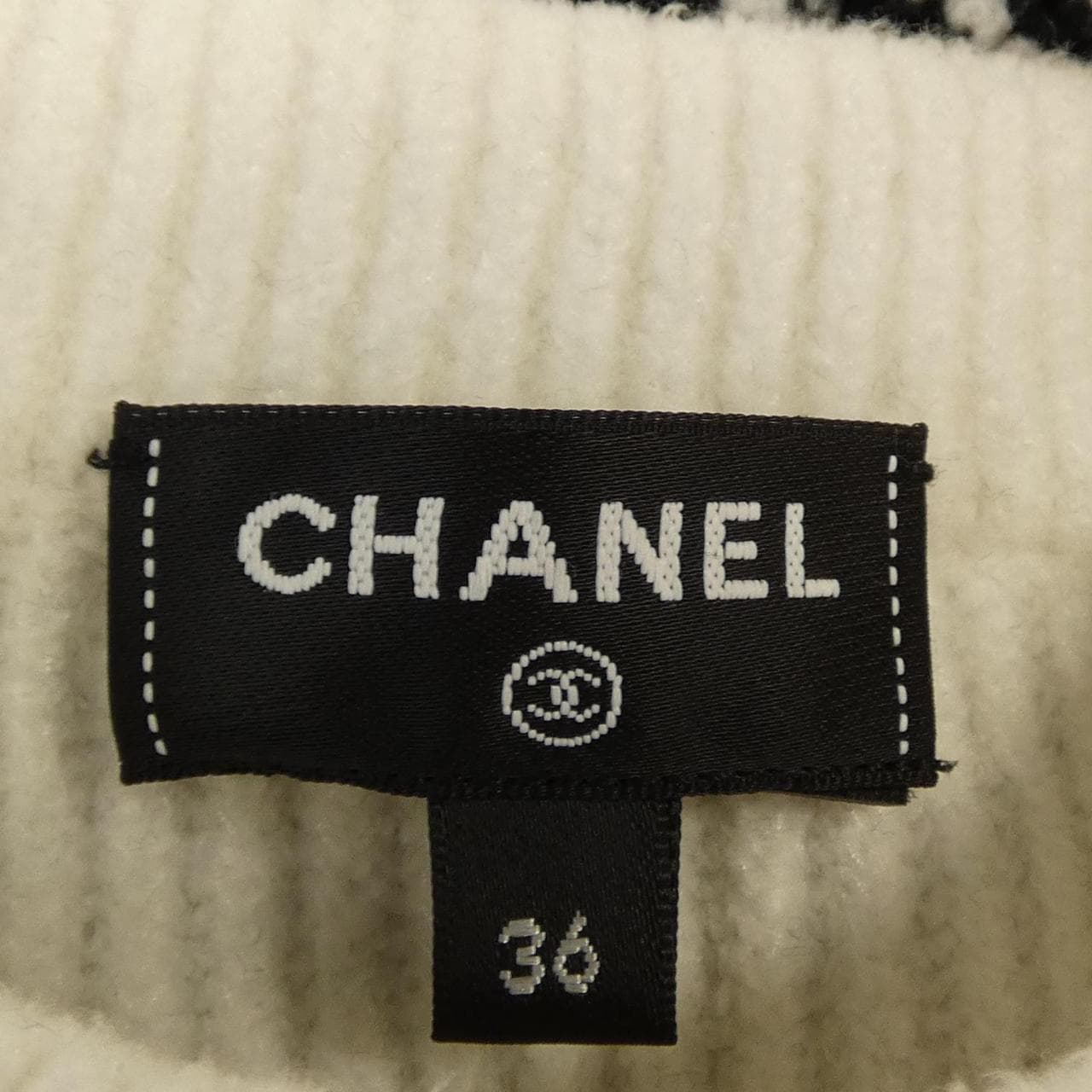 シャネル CHANEL P73495K10521 22B ニット