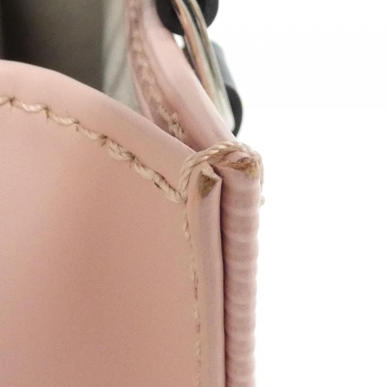 ルイヴィトン エピ プティット サック プラ M69575 ショルダーバッグ