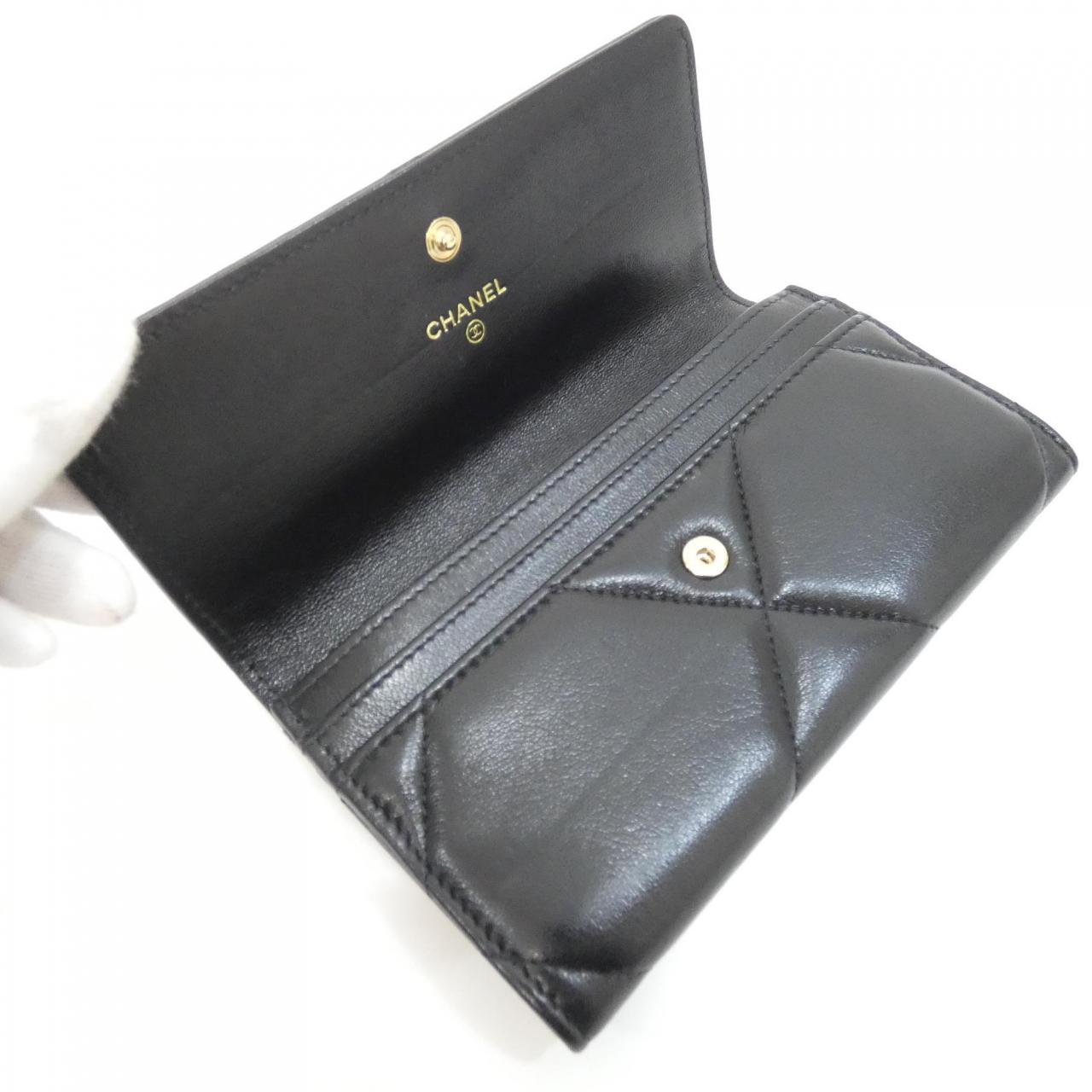 シャネル シャネル19 ライン AP0953 財布