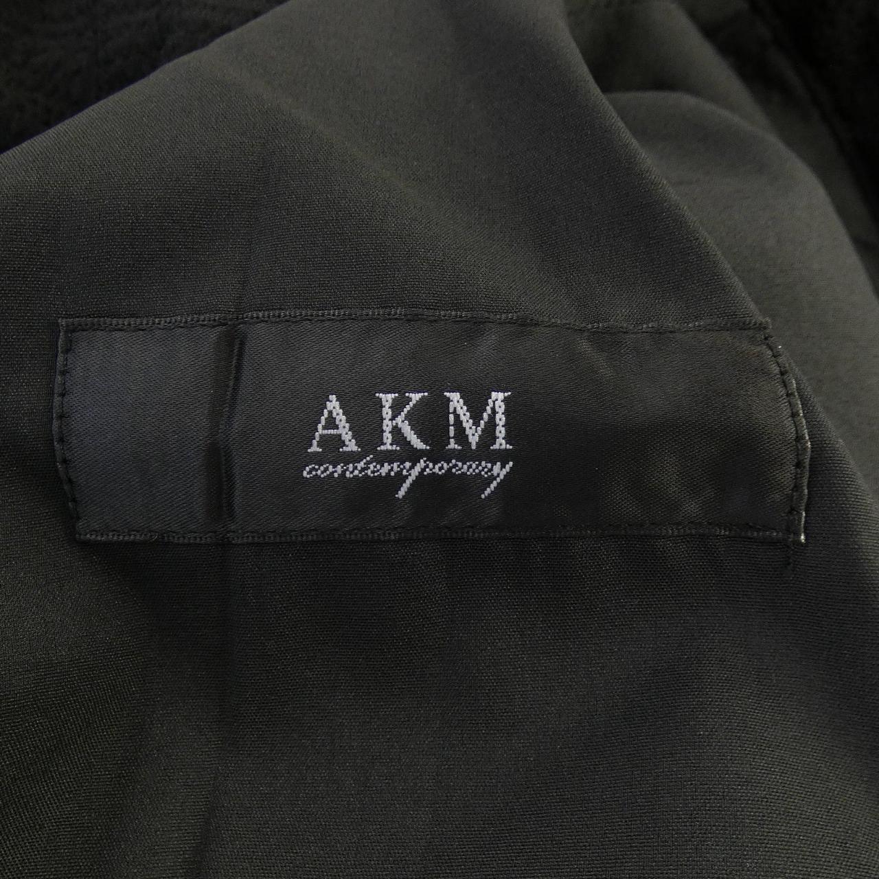 エイケイエム AKM パンツ