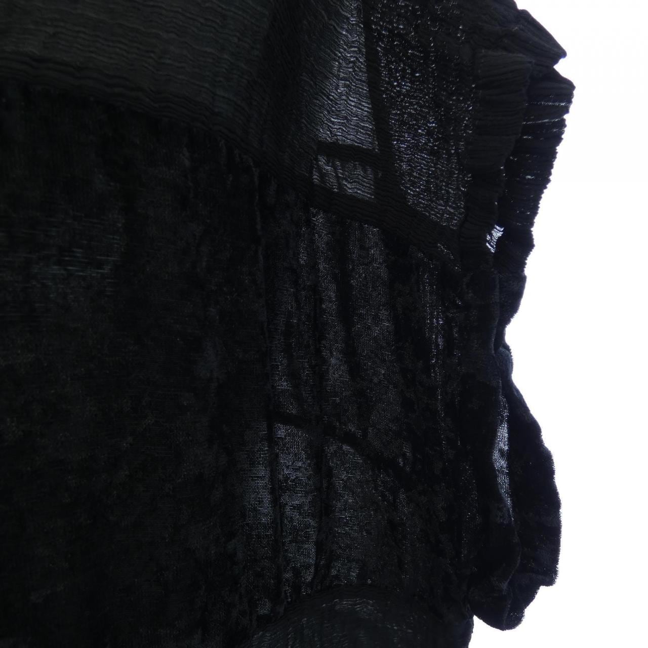 ミーイッセイミヤケ me ISSEY MIYAKE MI21FT154 トップス