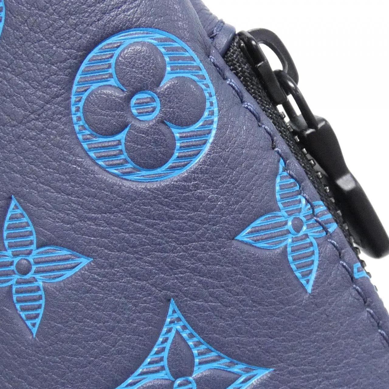 ルイヴィトン モノグラム シャドウ デュオ スリングバッグ M46562 ショルダーバッグ