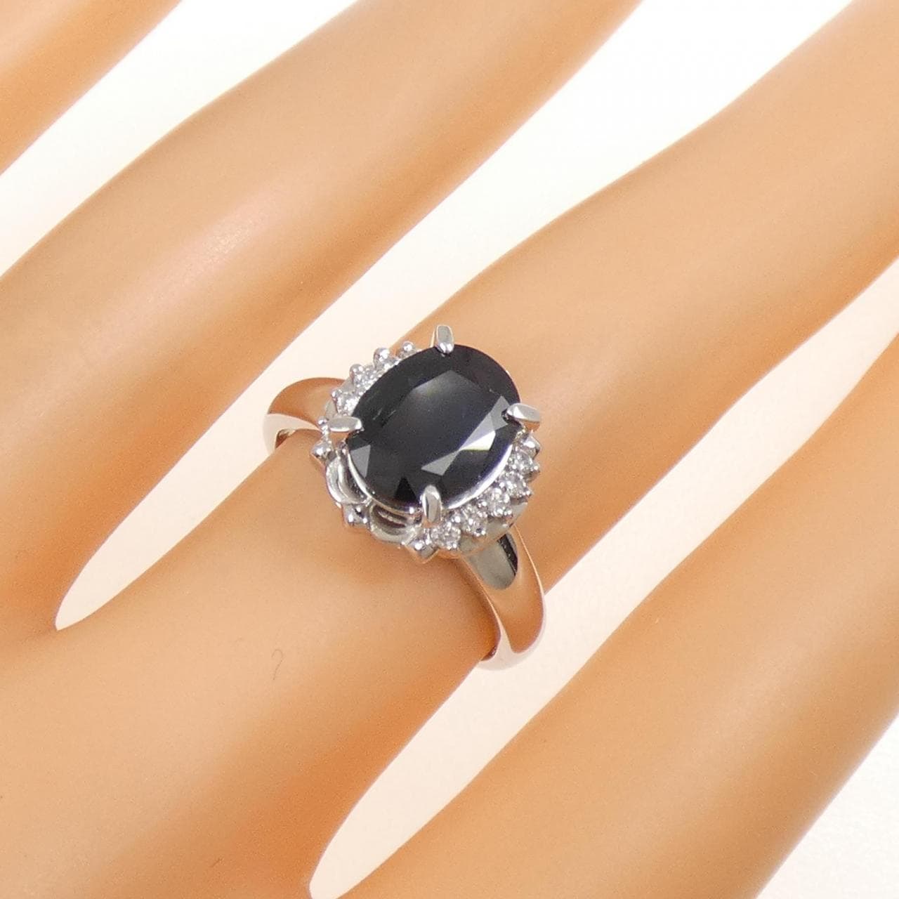 PT900 サファイヤ リング 2.30CT