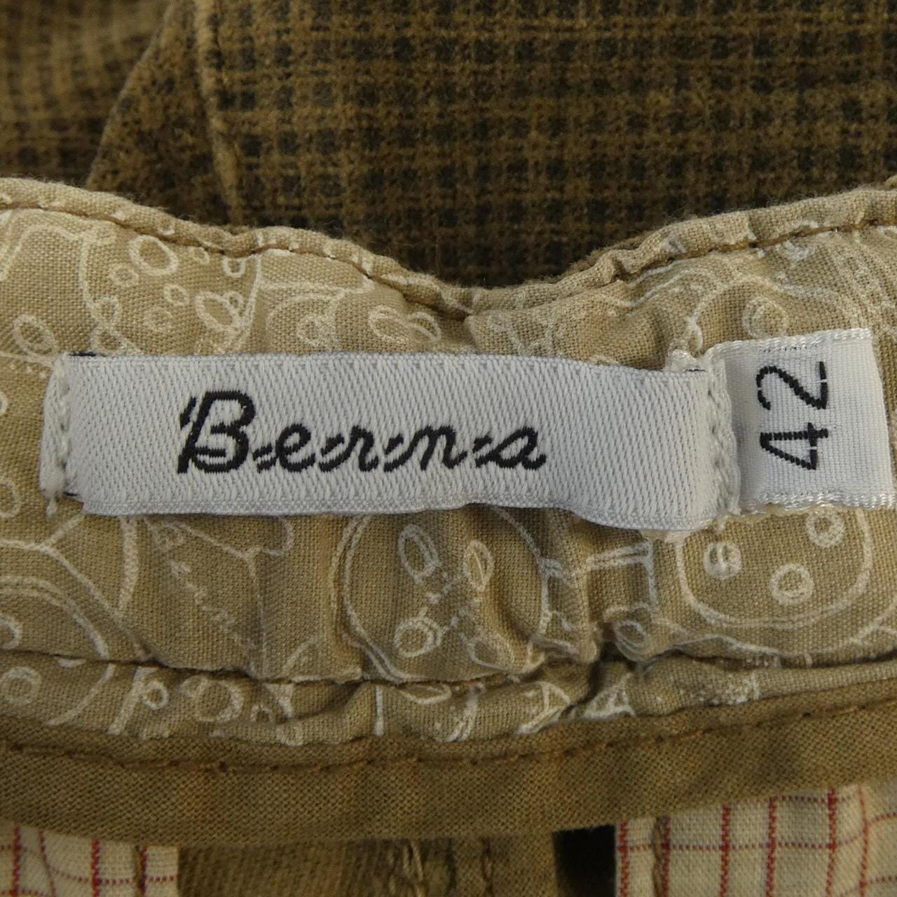 BERNA パンツ