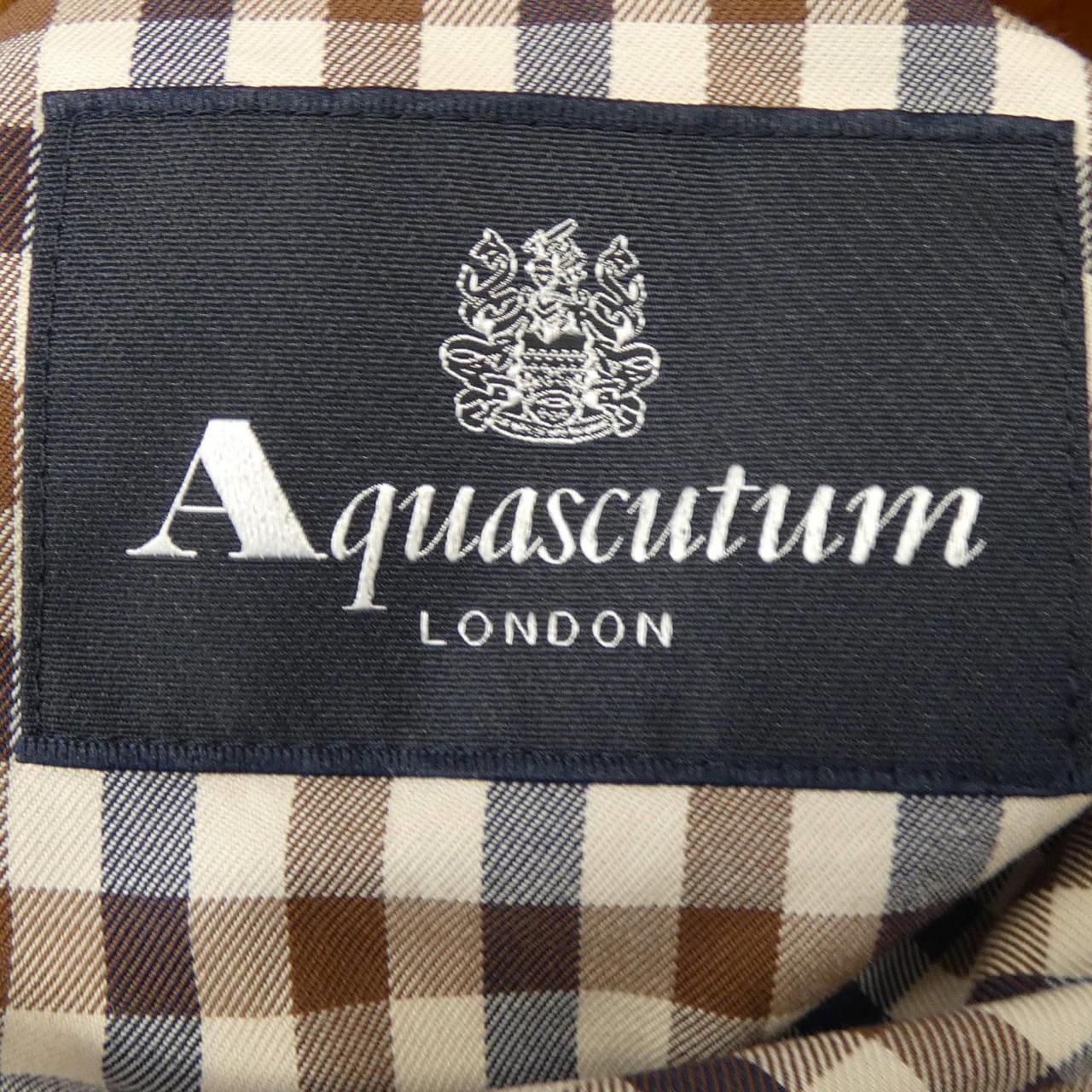 アクアスキュータム Aquascutum ジャケット