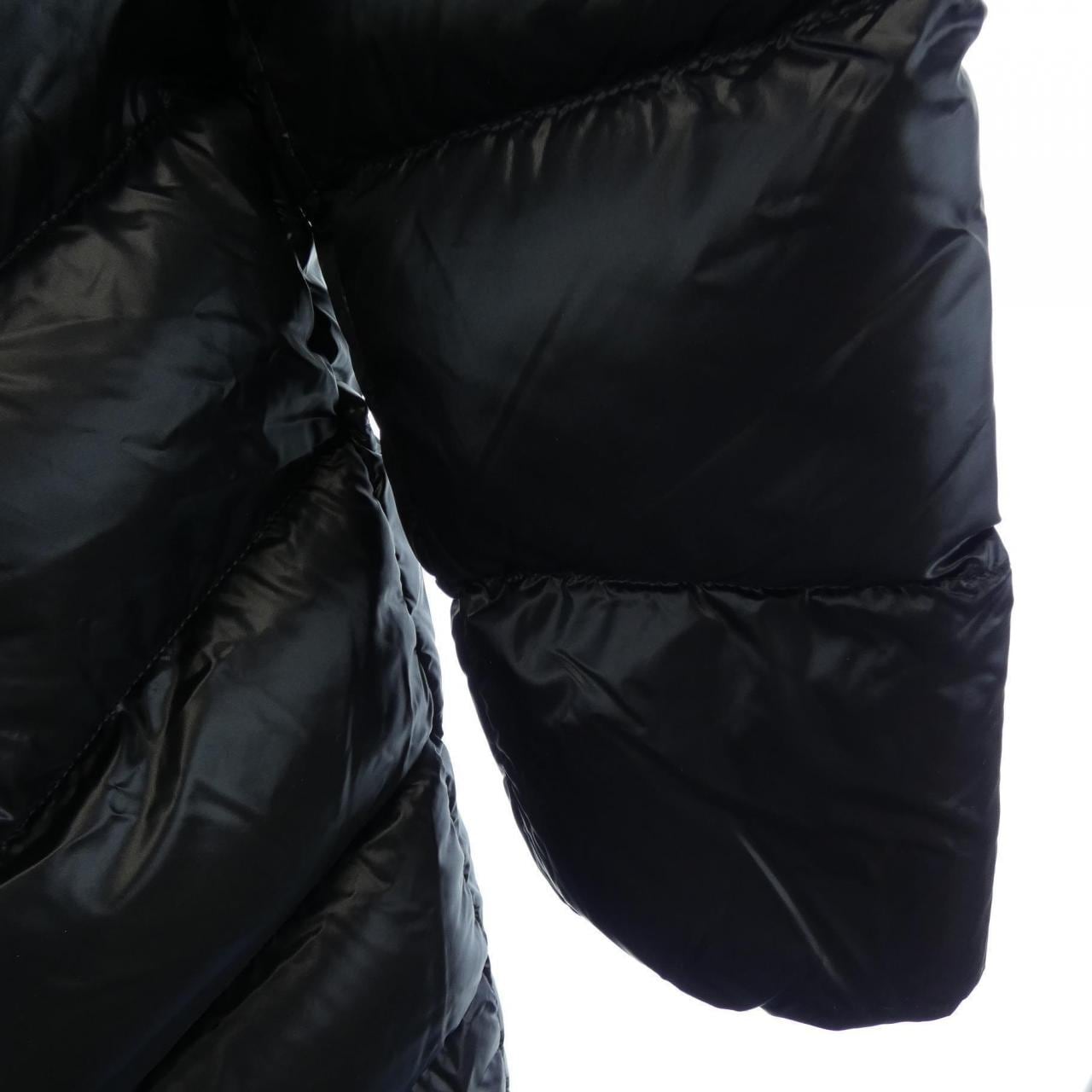 モンクレール MONCLER CAMBALES ダウンコート