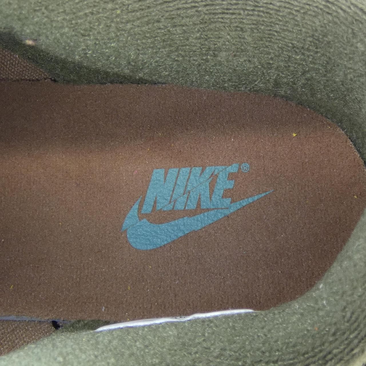 ナイキ NIKE db0500-200 スニーカー