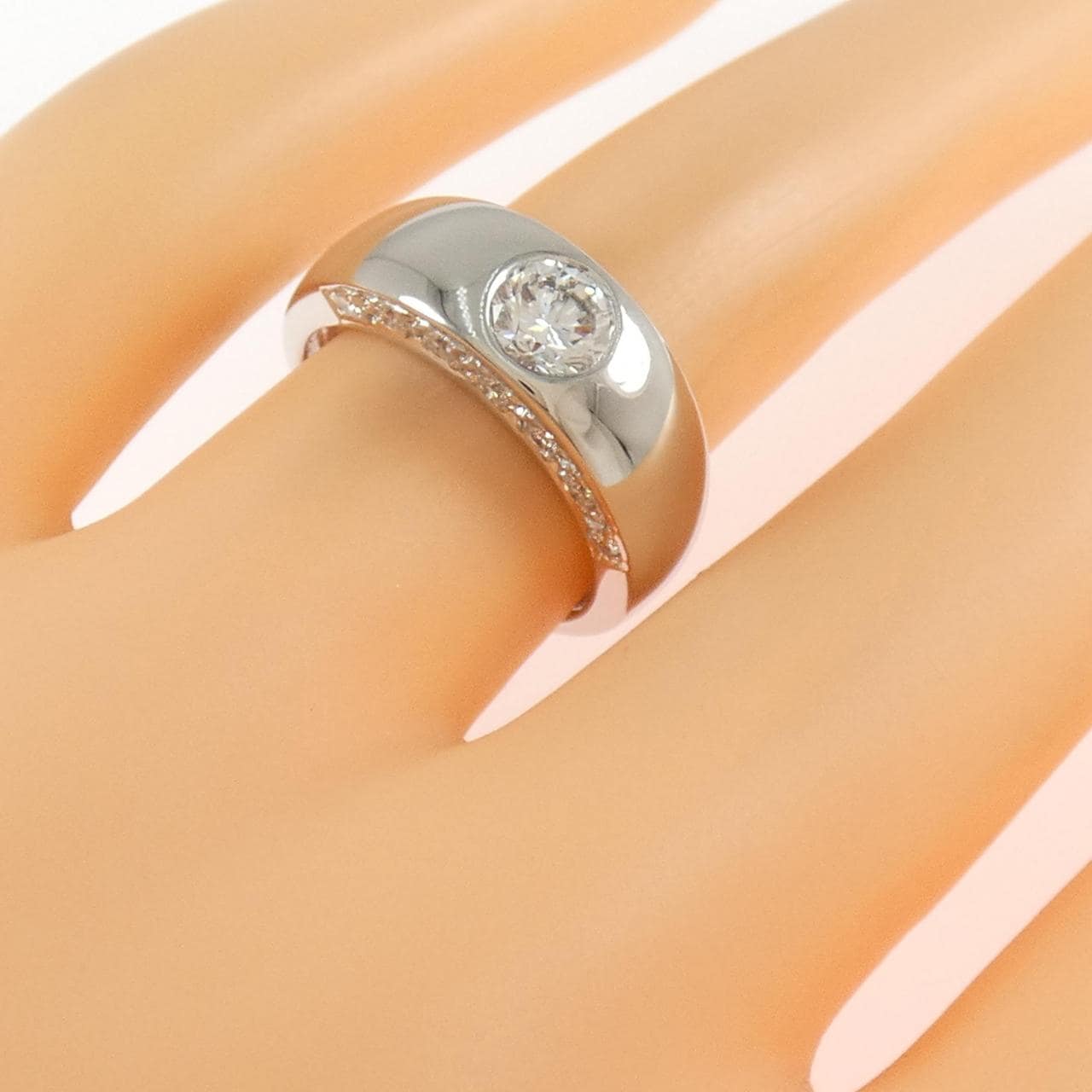 PT900 ダイヤモンド リング 0.592CT