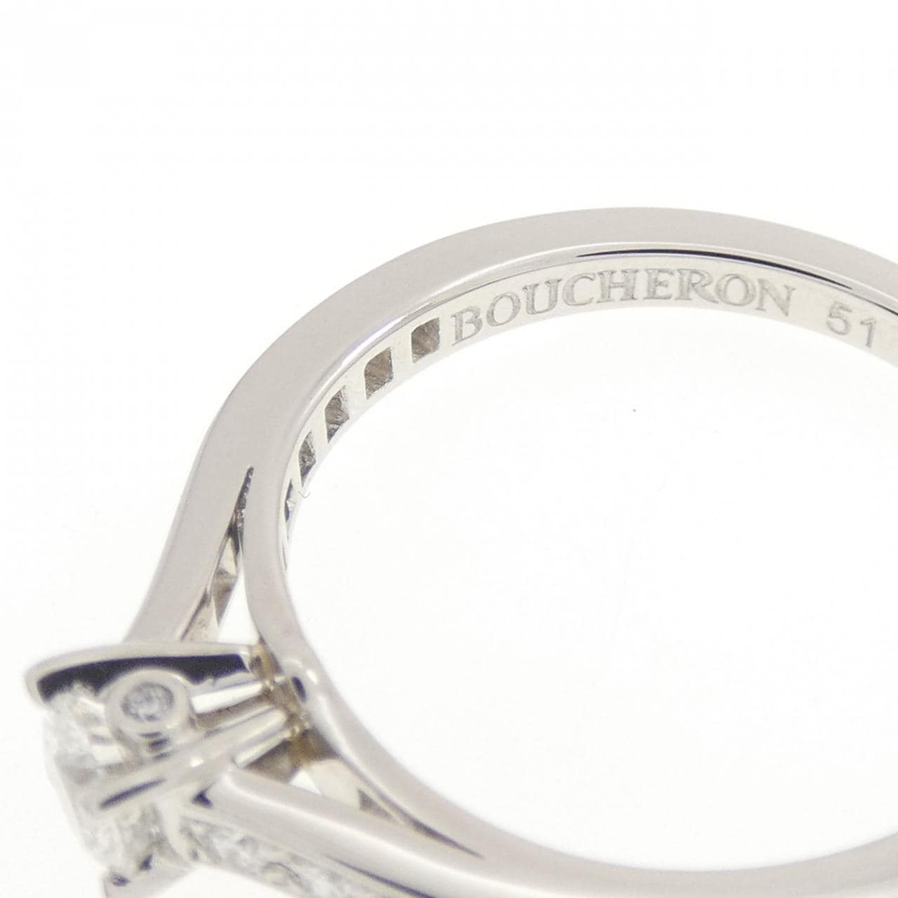 ブシュロン ビーラブド リング 0.20CT E IF 3EXT
