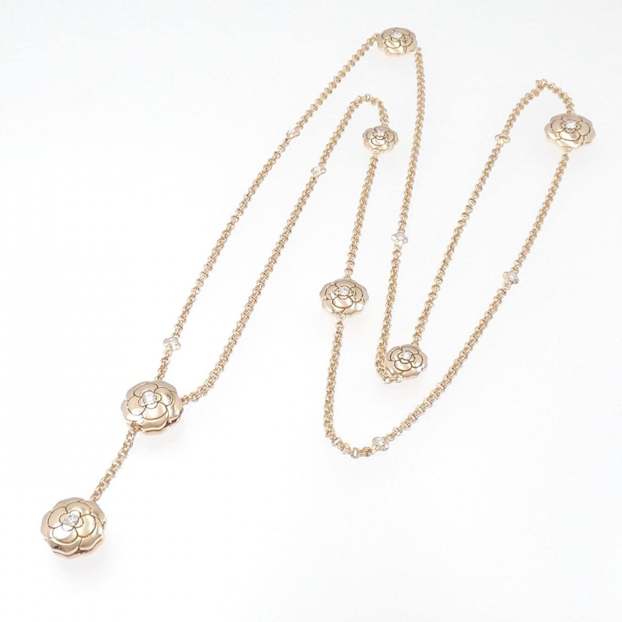 CHANEL camellia necklace