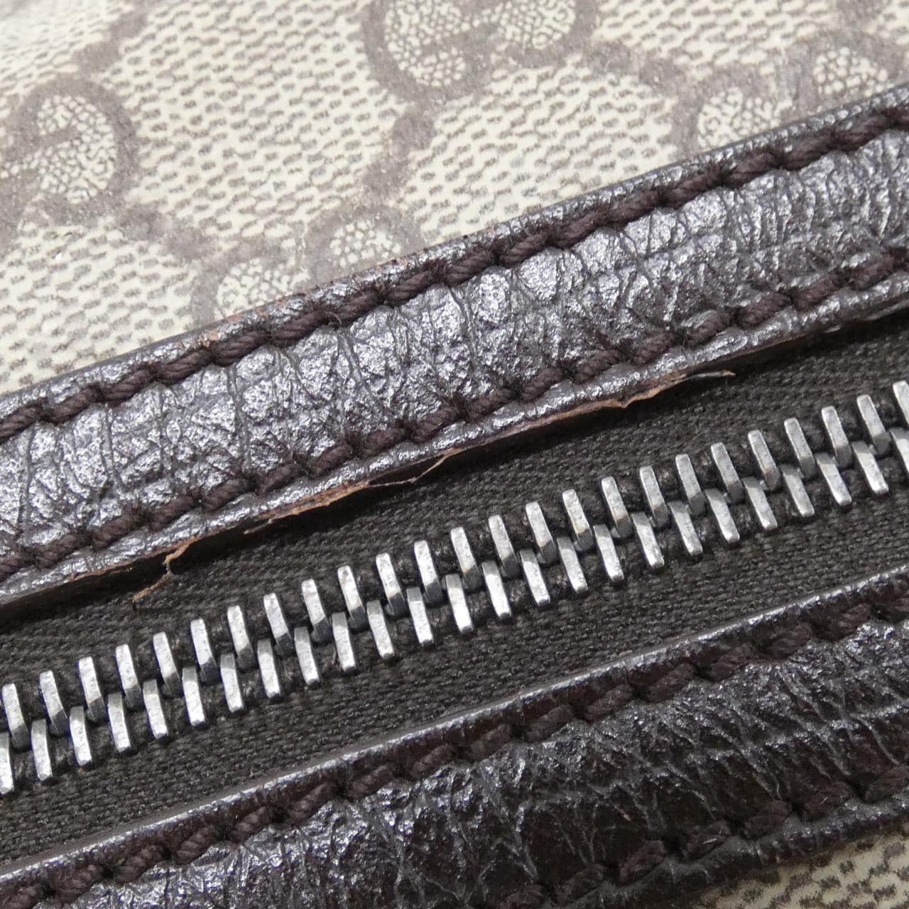 グッチ 189748 F0OHR ショルダーバッグ