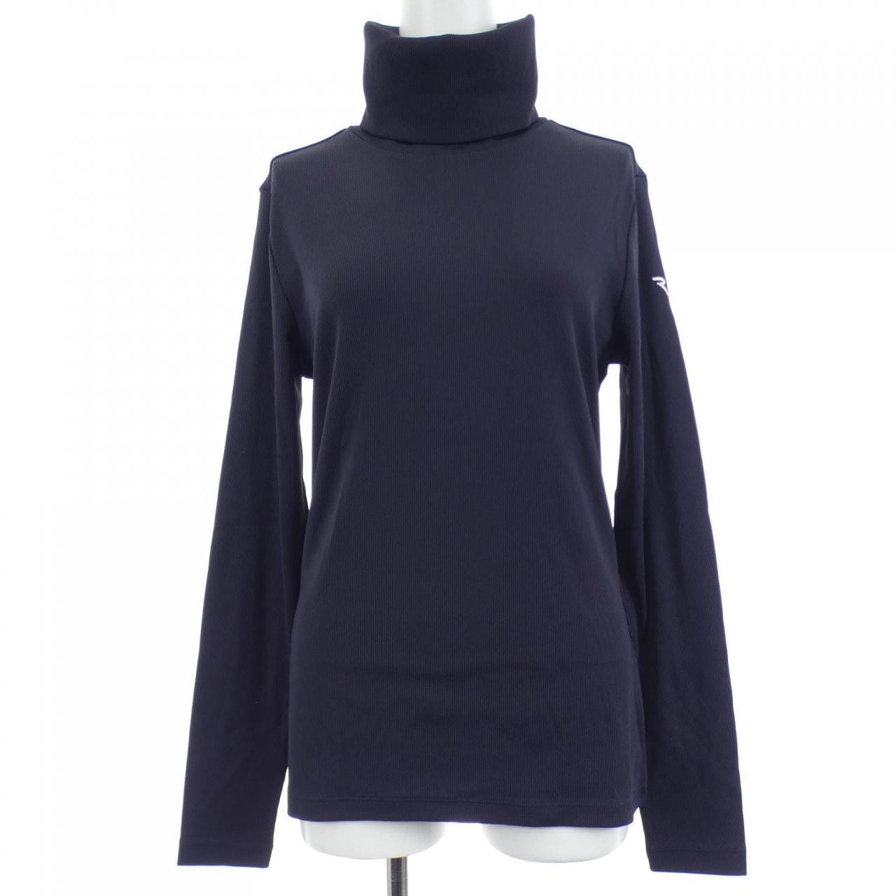 シェルボ CHERVO トップス