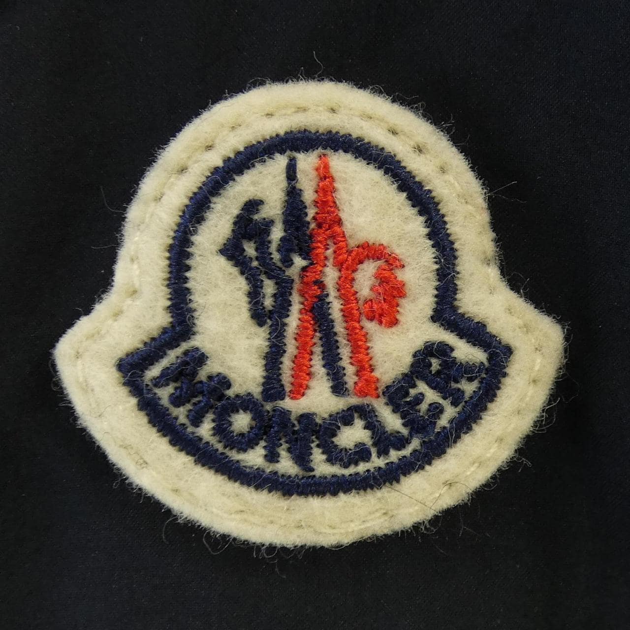 モンクレール MONCLER 10918G73800 ダウンジャケット