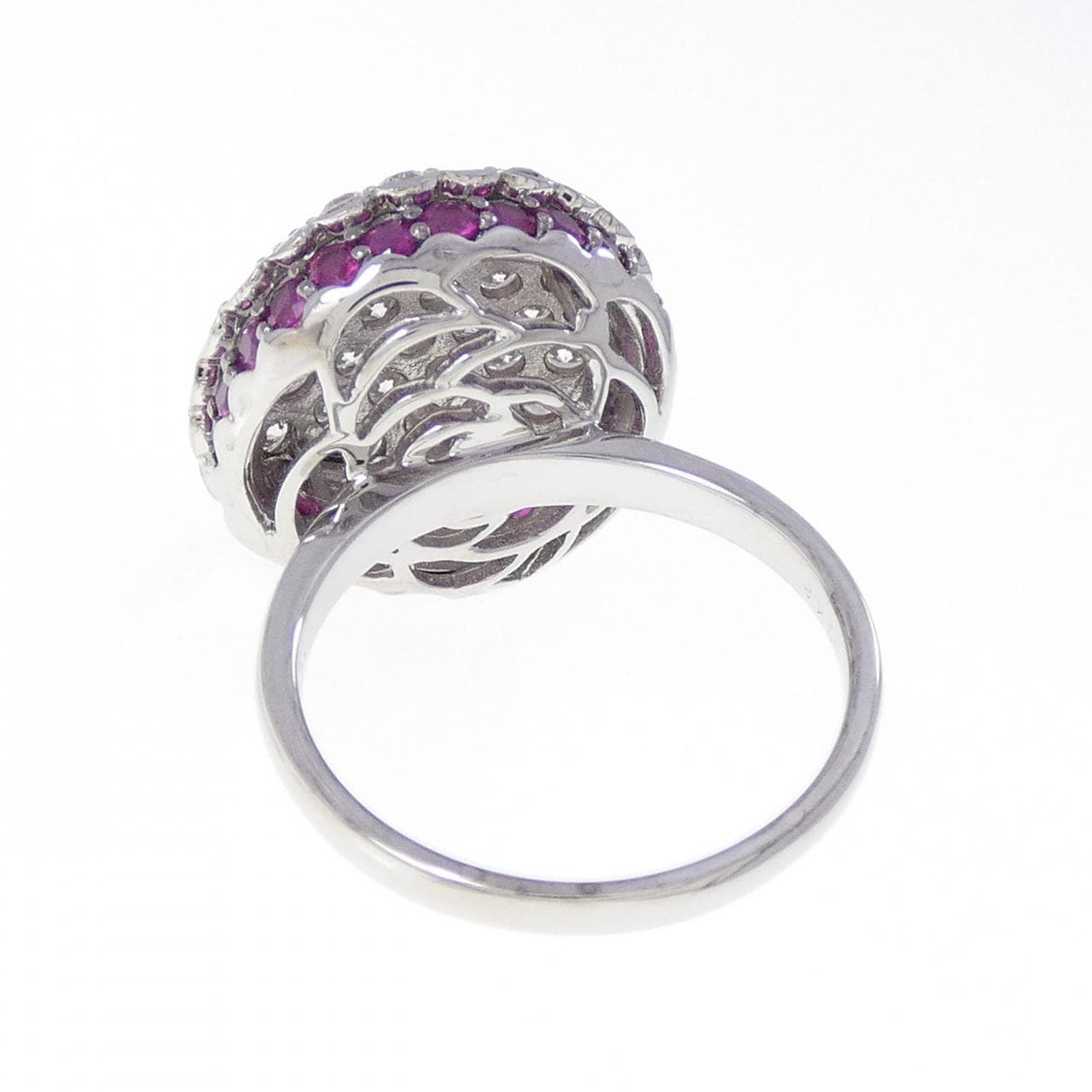 K18WG パヴェ ルビー リング 0.92CT