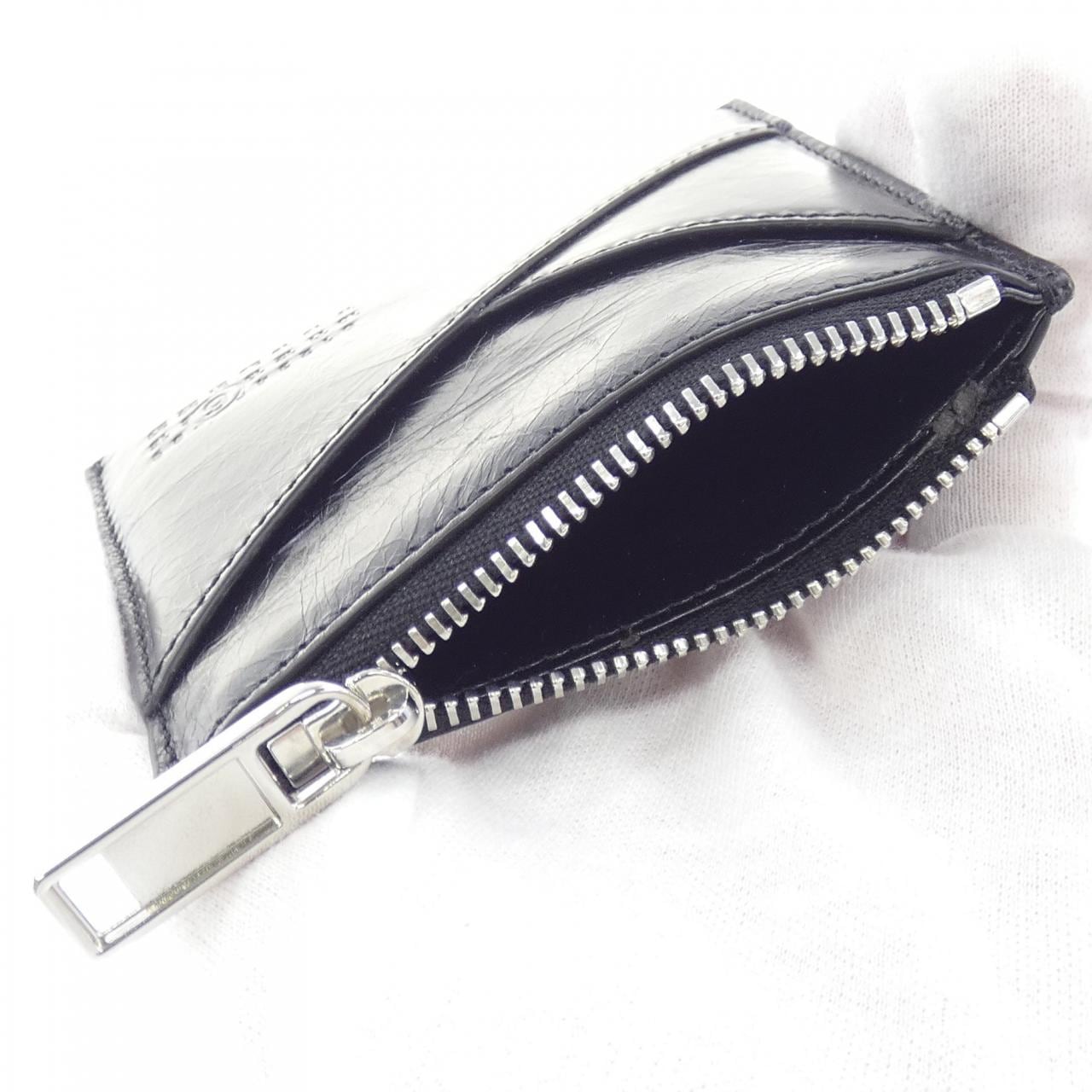 エムエムシックス MM6 SA6UI0015 COIN CASE