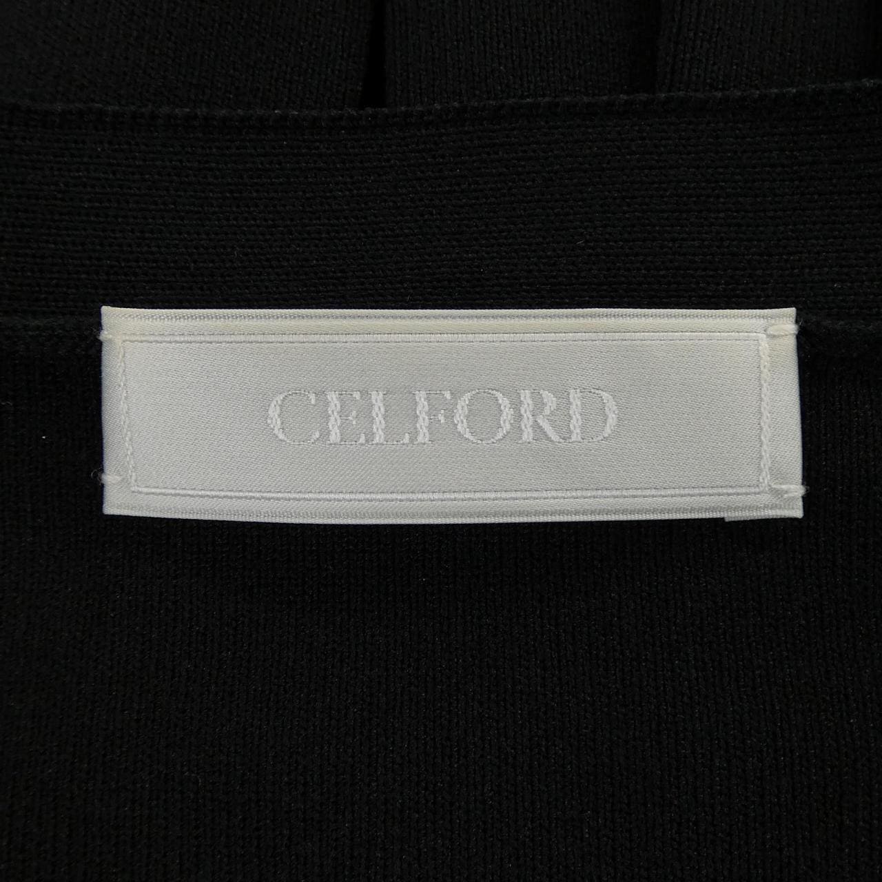 セルフォード CELFORD トップス