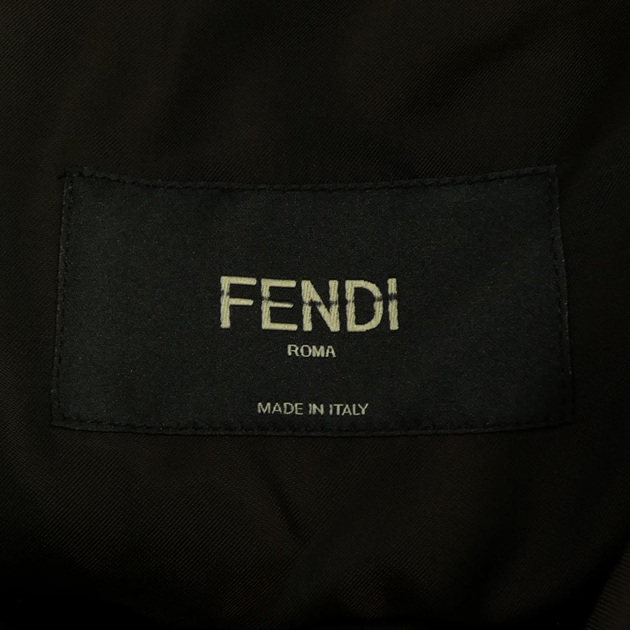 フェンディ FENDI FF FJ0498 A4QQ ジャケット
